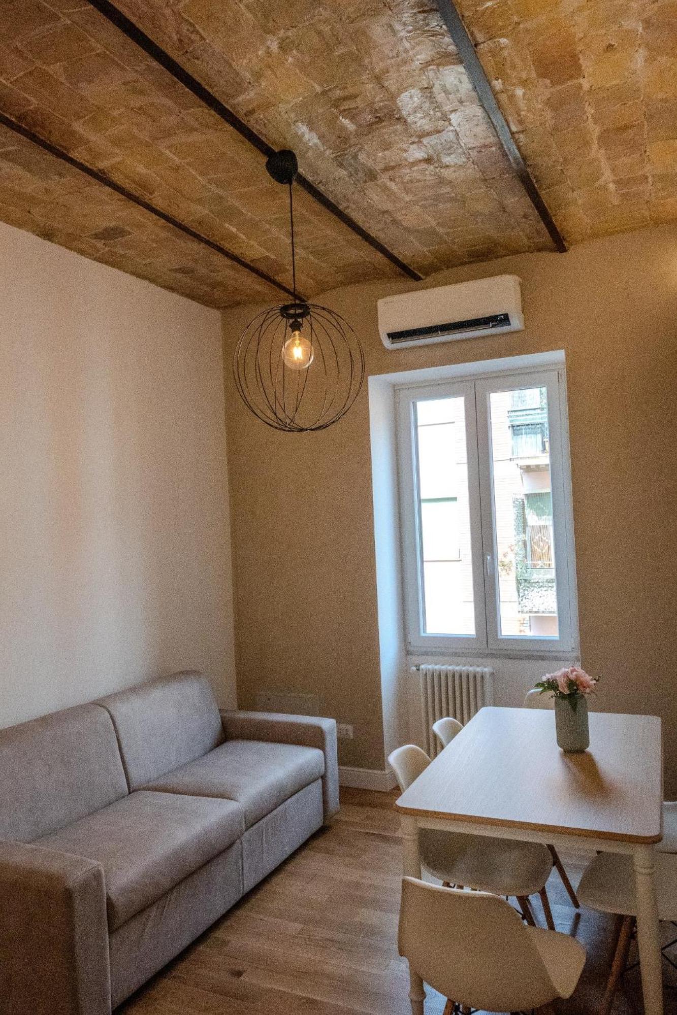 - San Lorenzo Apartment *