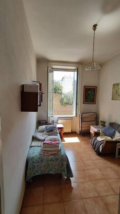 No-mad Bright And Spacious 4bed Flat, 5' From Metro, Train Apartment