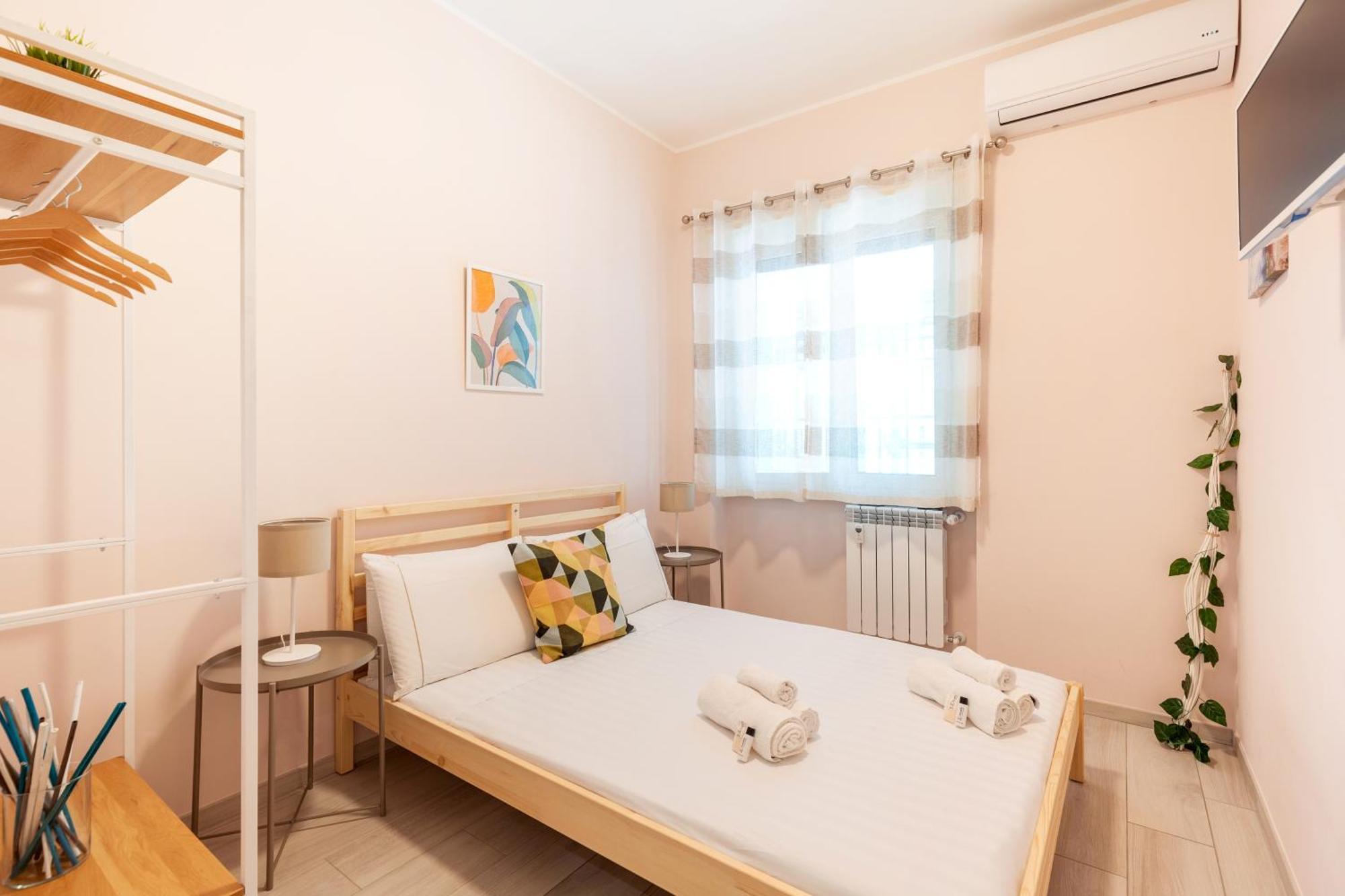 Hostly- Don Bosco Light Appartement