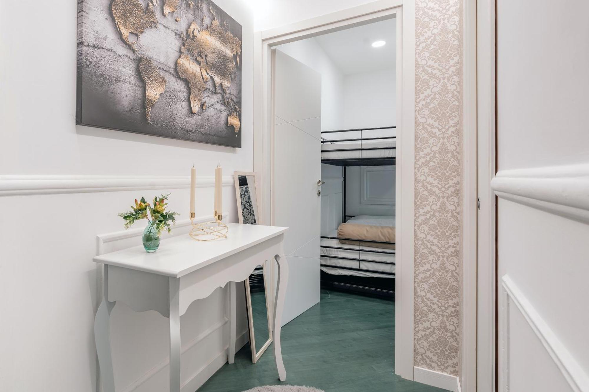 Glint House Rome