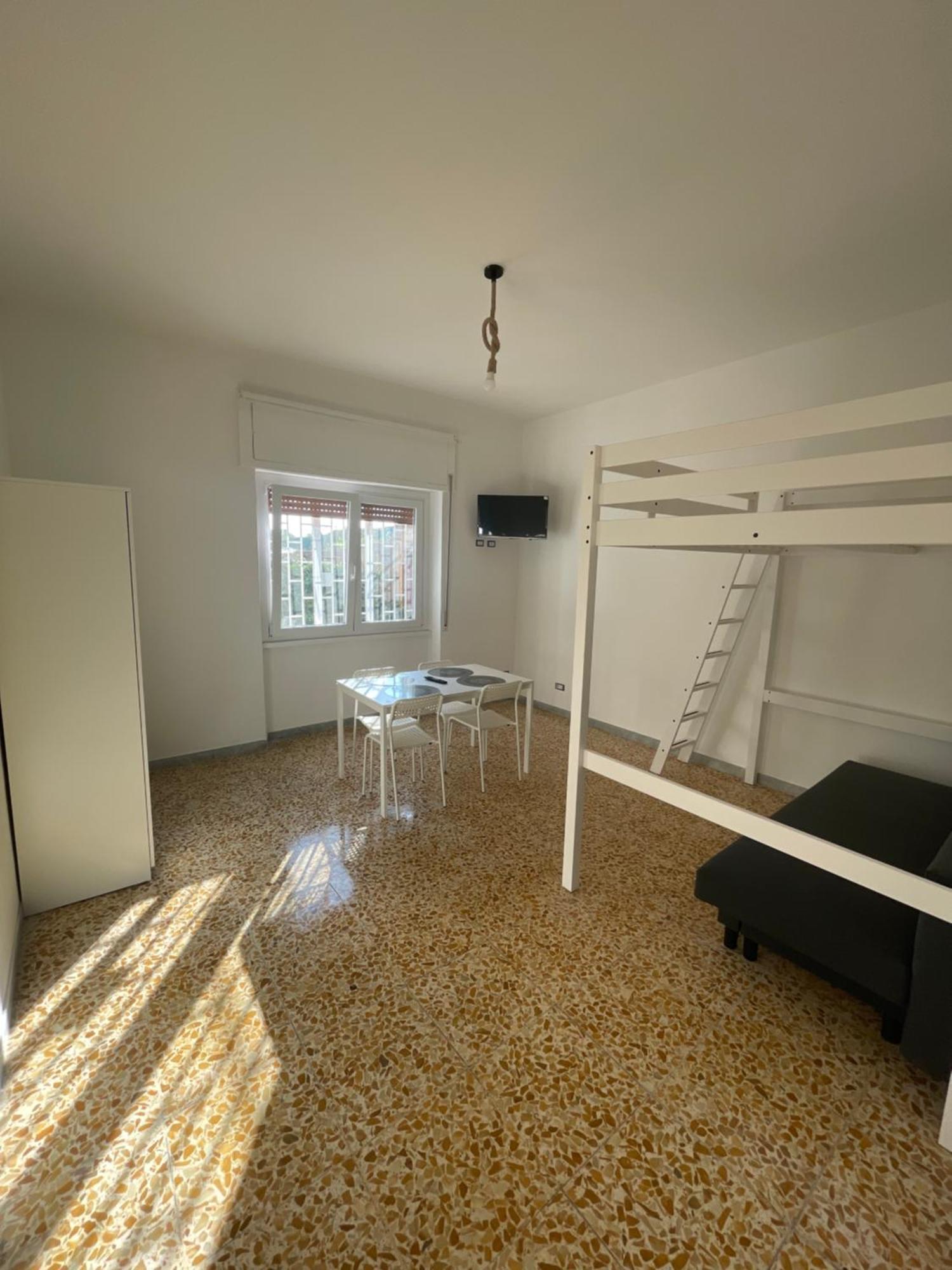 Homestay Stanza Confortevole A *