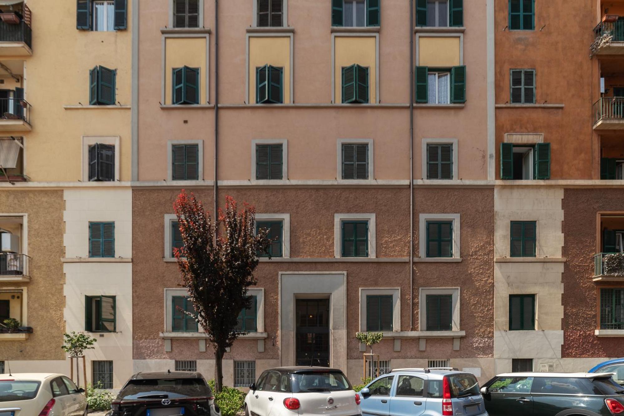 San Giovanni Huge Apartment