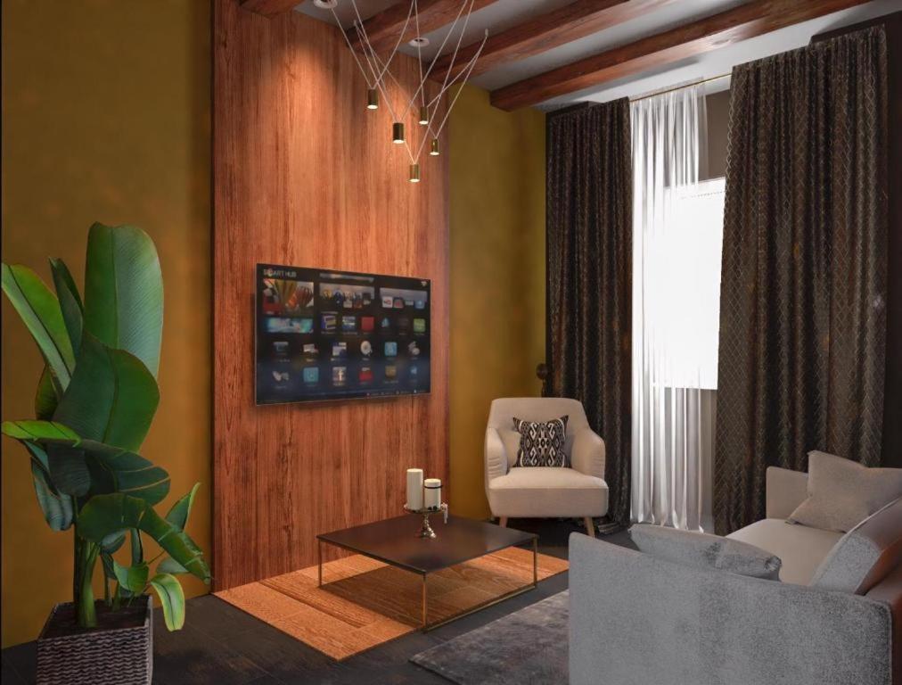 Dimora Frattina Bed & Breakfast Rome