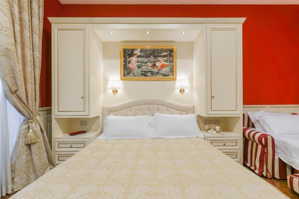 Dimora Frattina 2* Roma