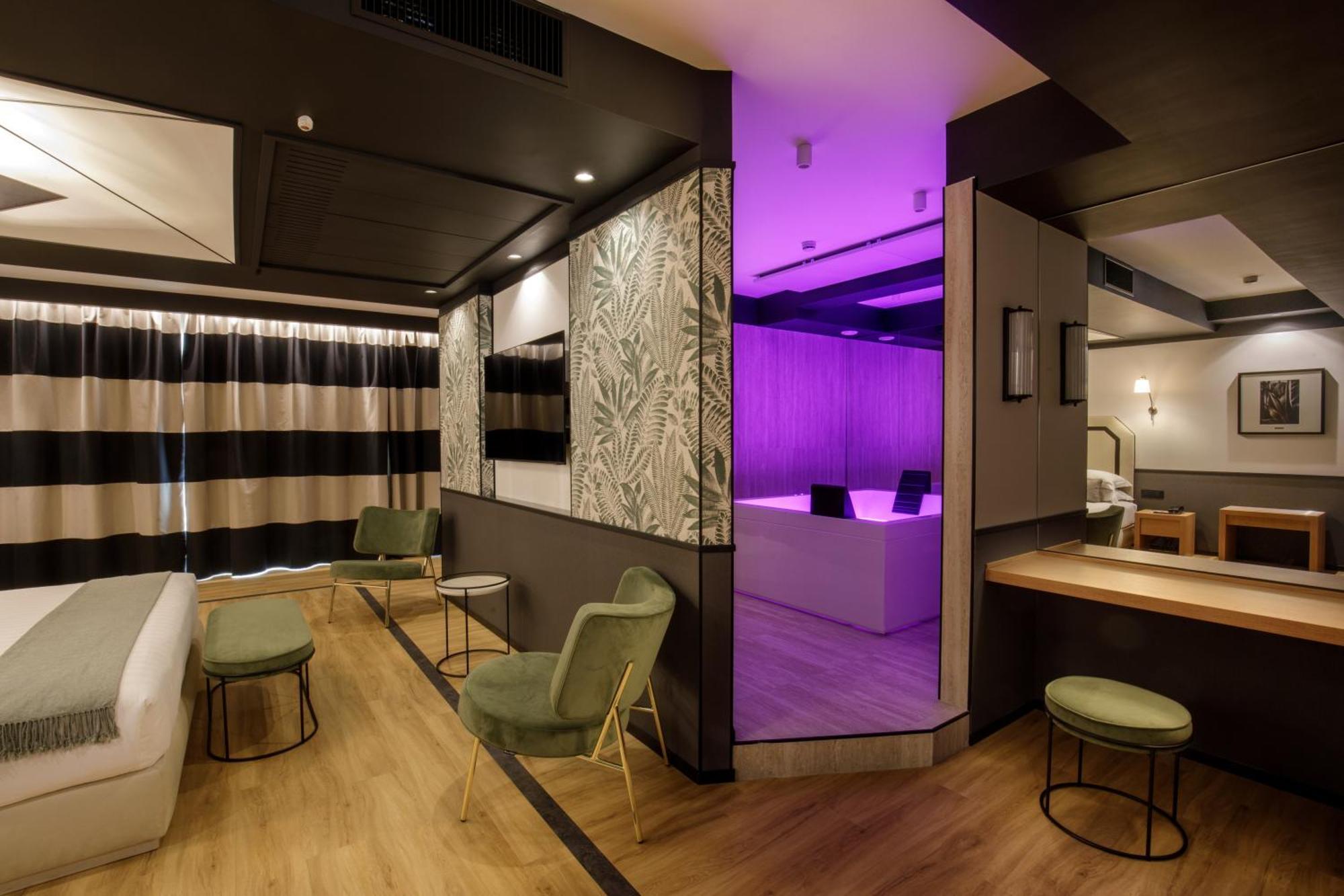 Hotel Domidea 4*