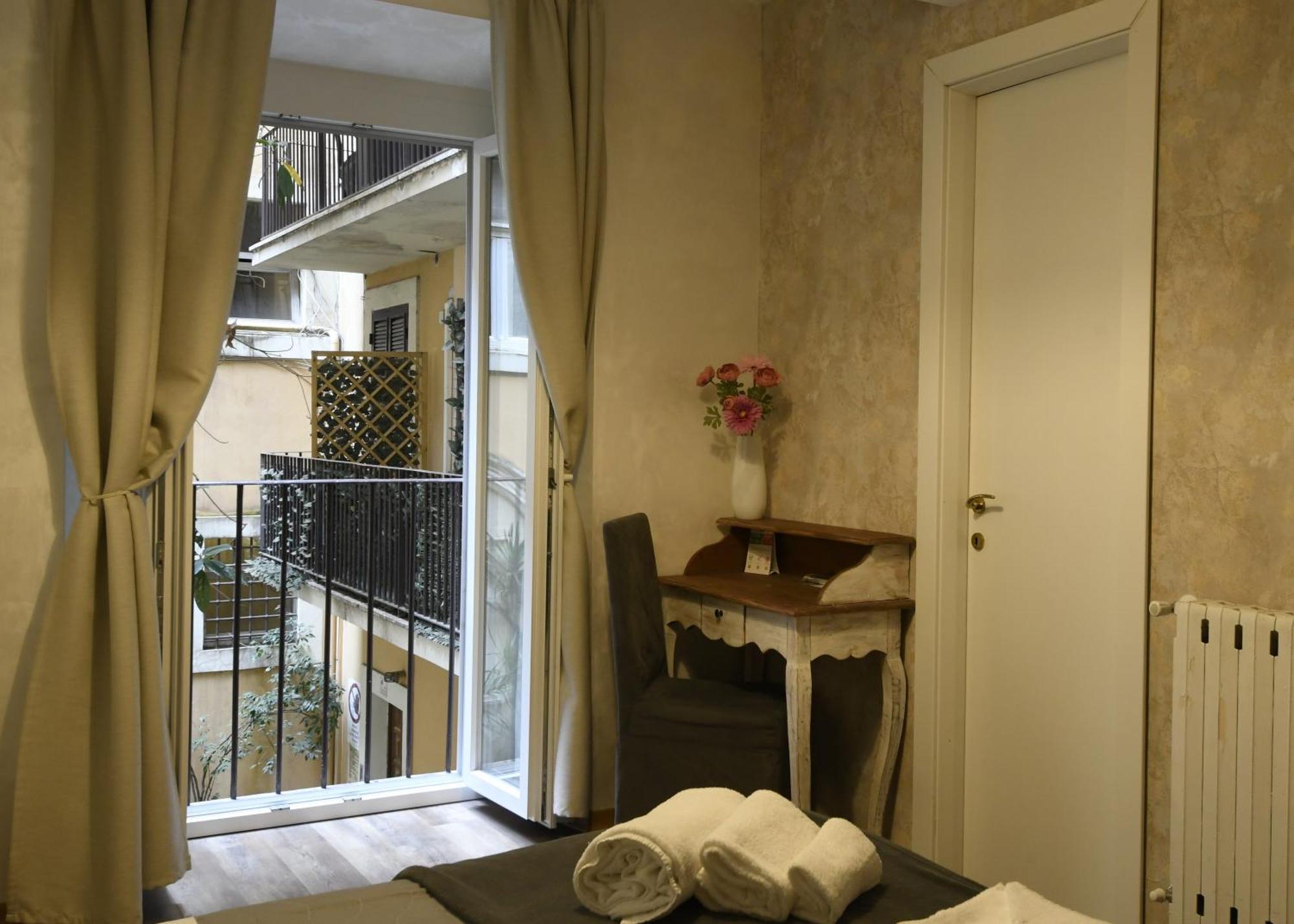 Dulcis In Pantheon Guest house