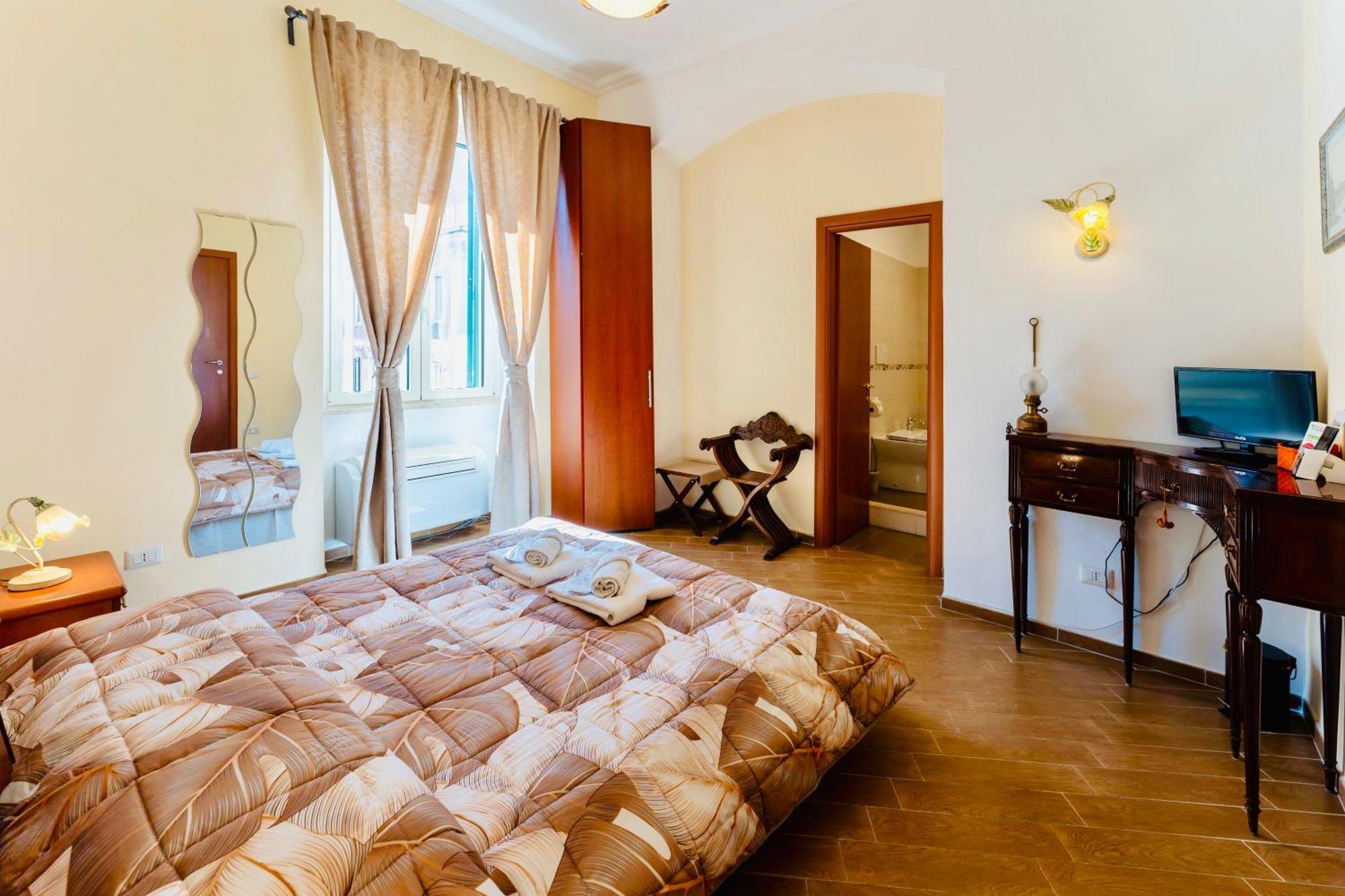 Miclad Colosseum Guest House Bed & Breakfast 3*
