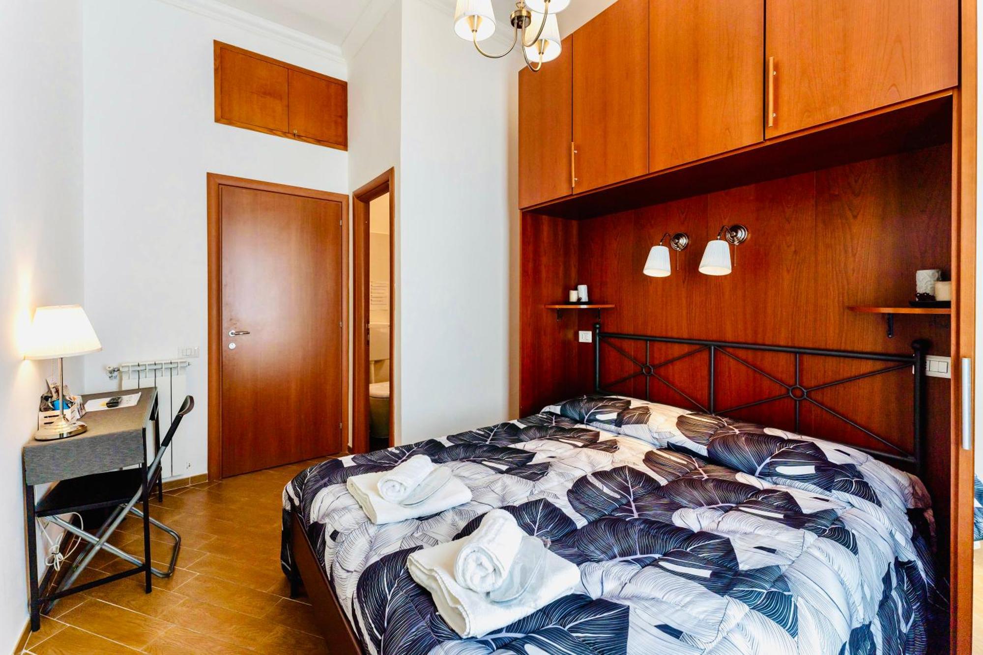 Miclad Colosseum Bed & Breakfast Rome