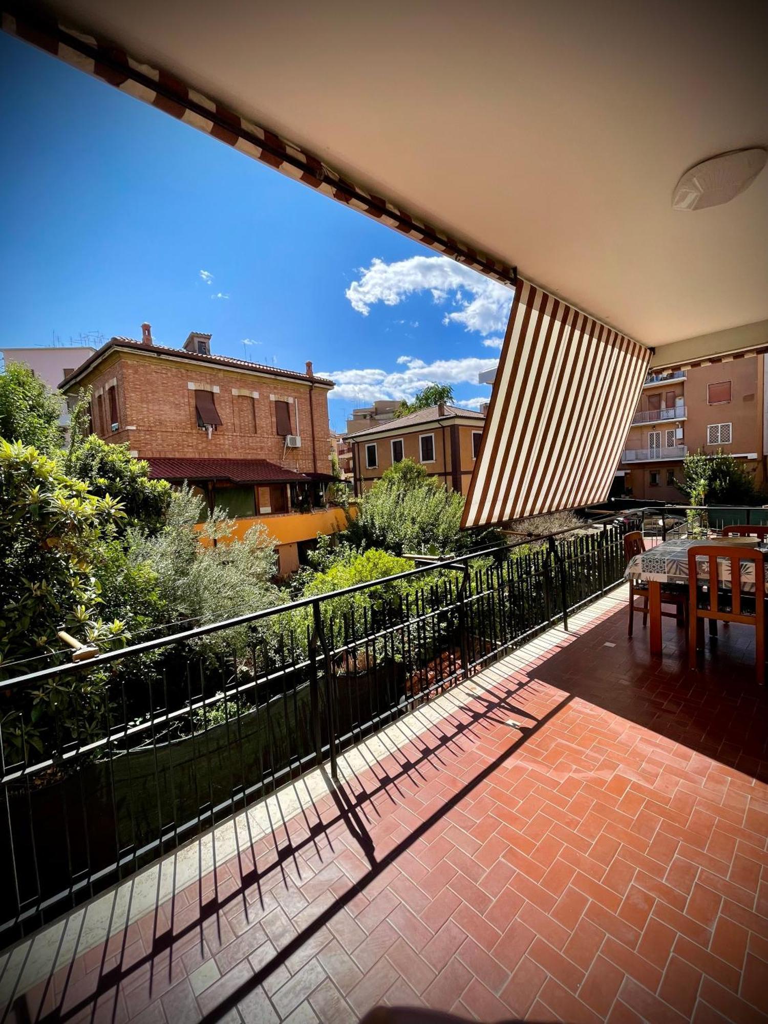 Domus Urbani Apartment *