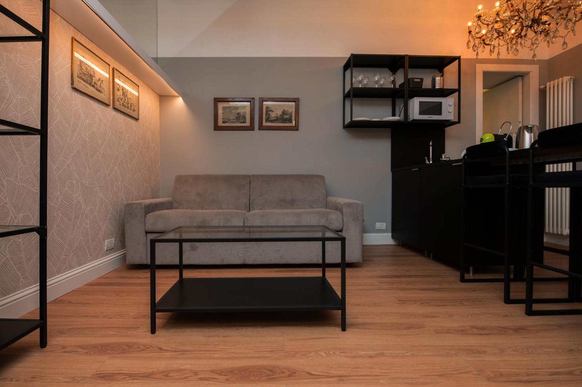 Colosseum Flat Dark Holiday home