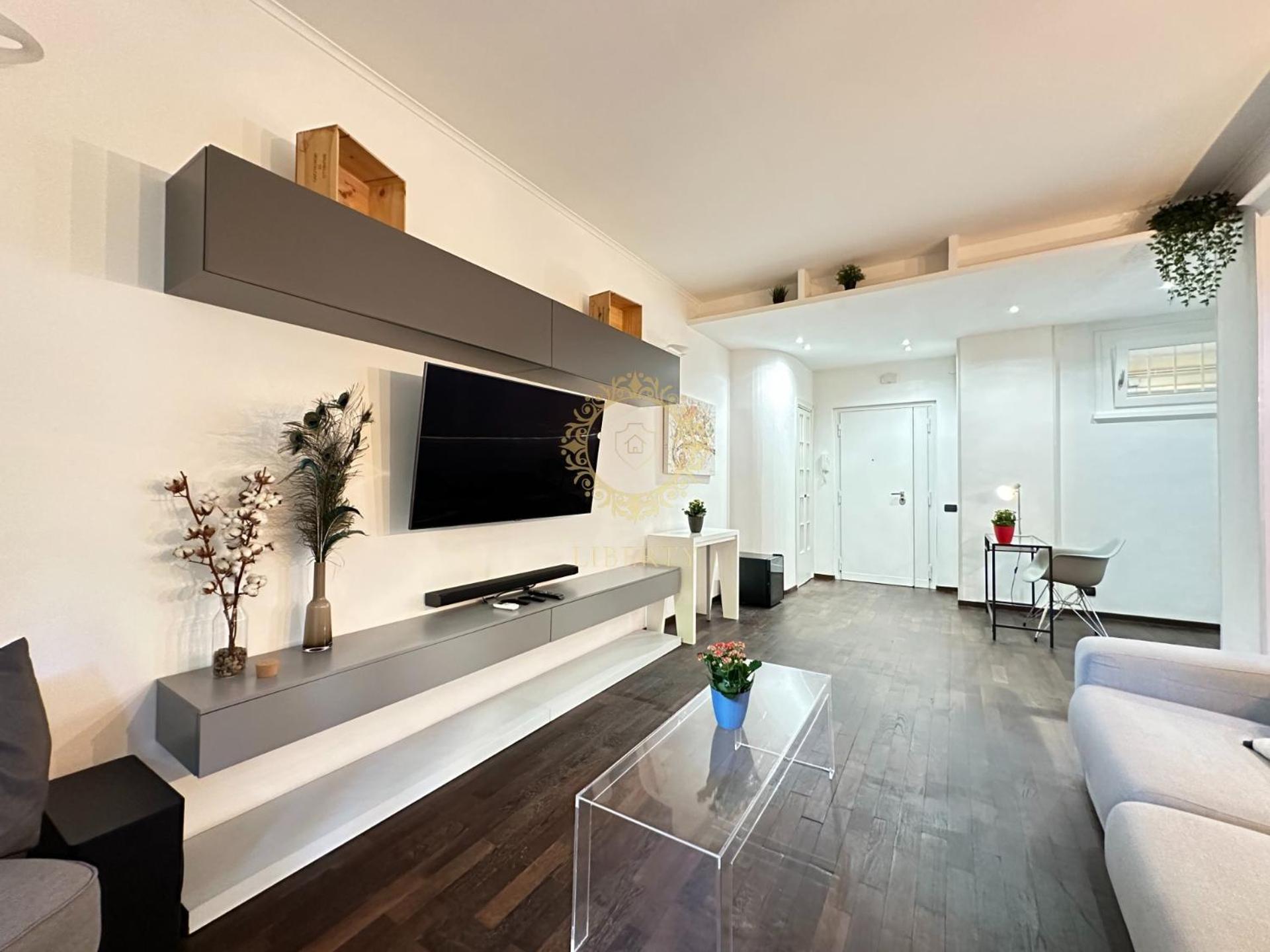 Secret Garden Apartment