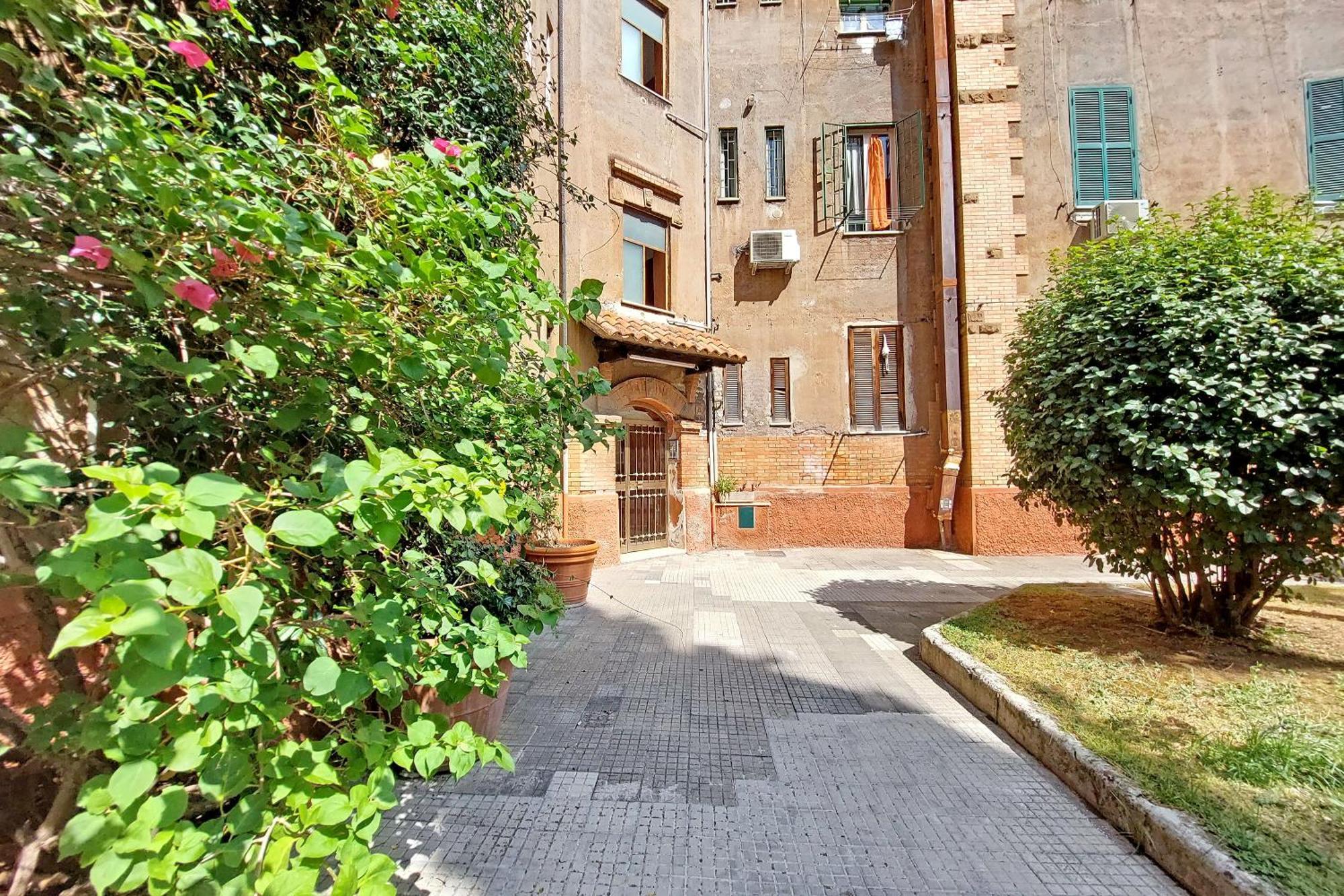 Doria Apartment