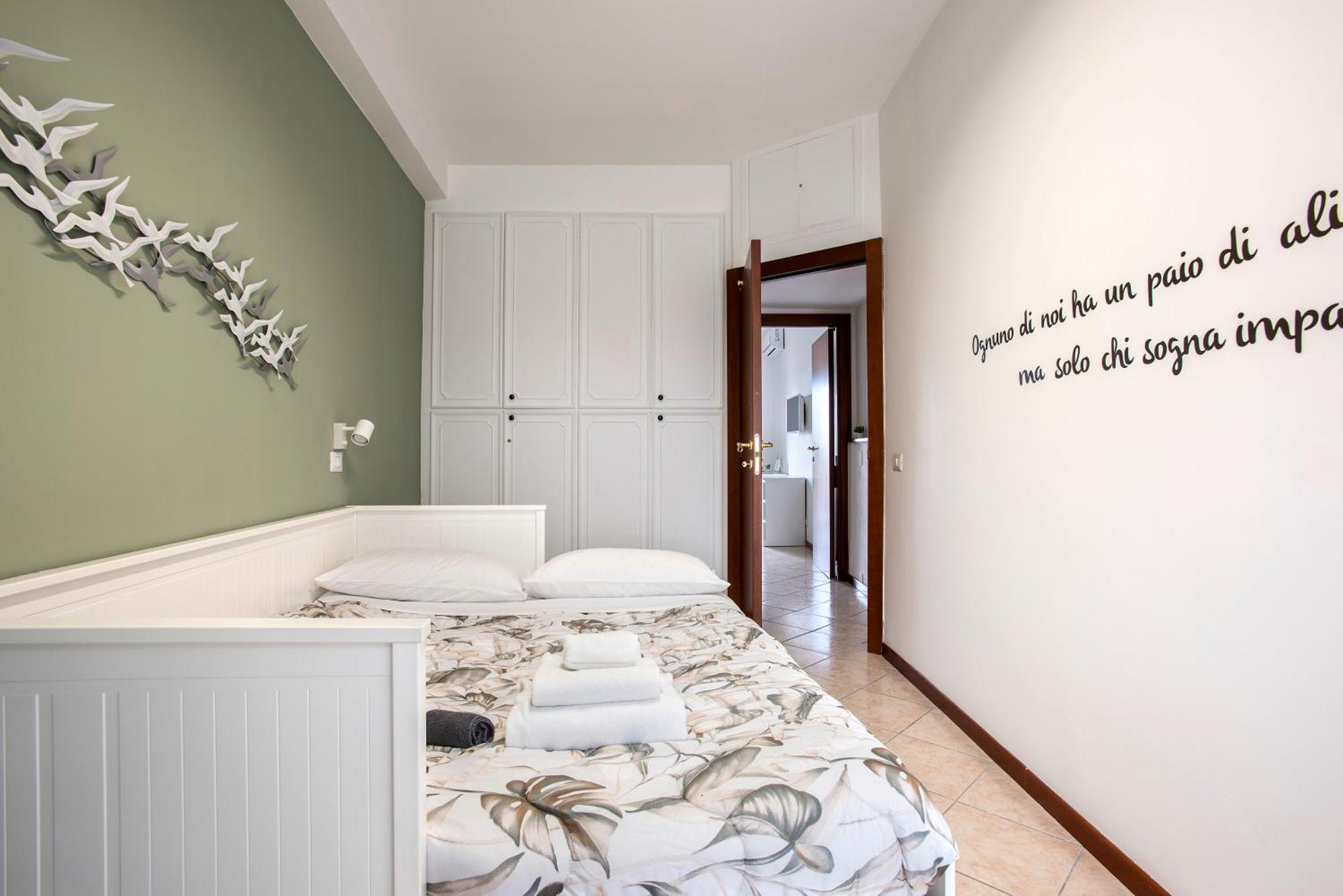 Vakantiehuis Stylish & Cozy - 5 Star Location- Balcony - View Rome
