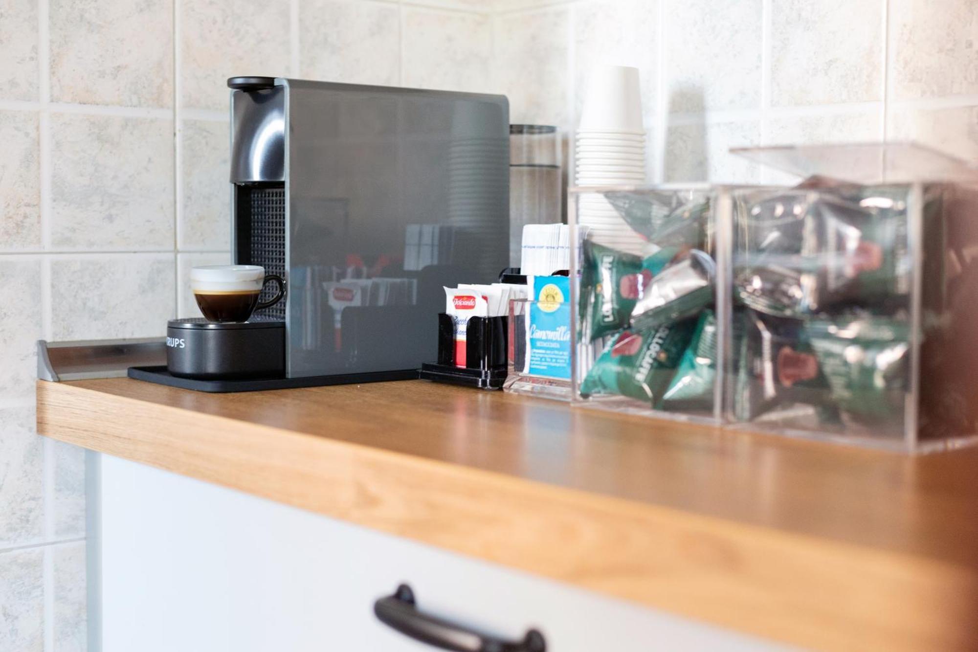 Stylish & Cozy - 5 Star Location- Balcony - View Vakantiehuis Rome