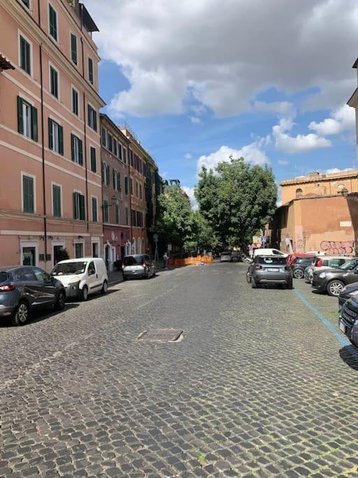 Apartamento Nel Cuore Di Trastevere *