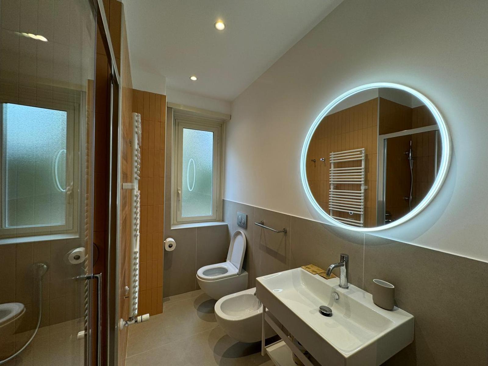 Refined Retreat In Renovated P R A T I Gem * Rome