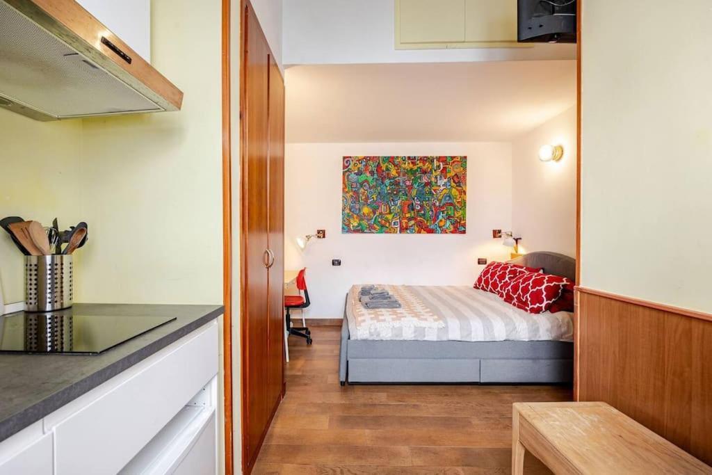 Apartment Tiny Steps To Piazza Di Spagna Rome