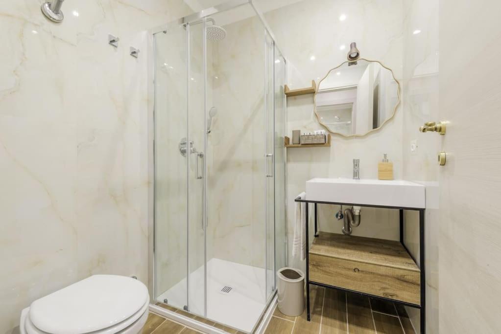 Apartment Piccola - Michelangelo Apt Rome