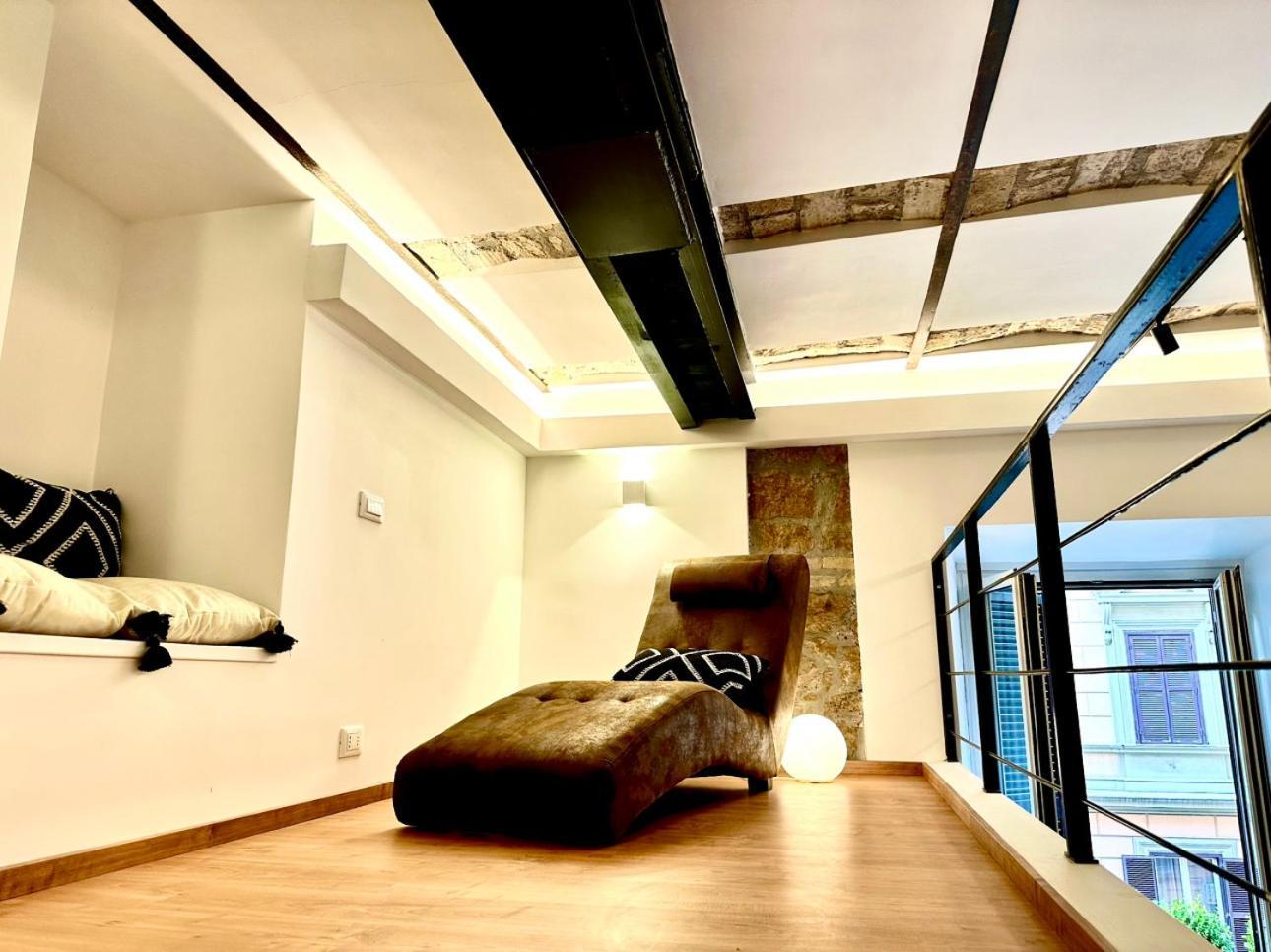 Appartement Buonarroti Art Home. Luxury And History At