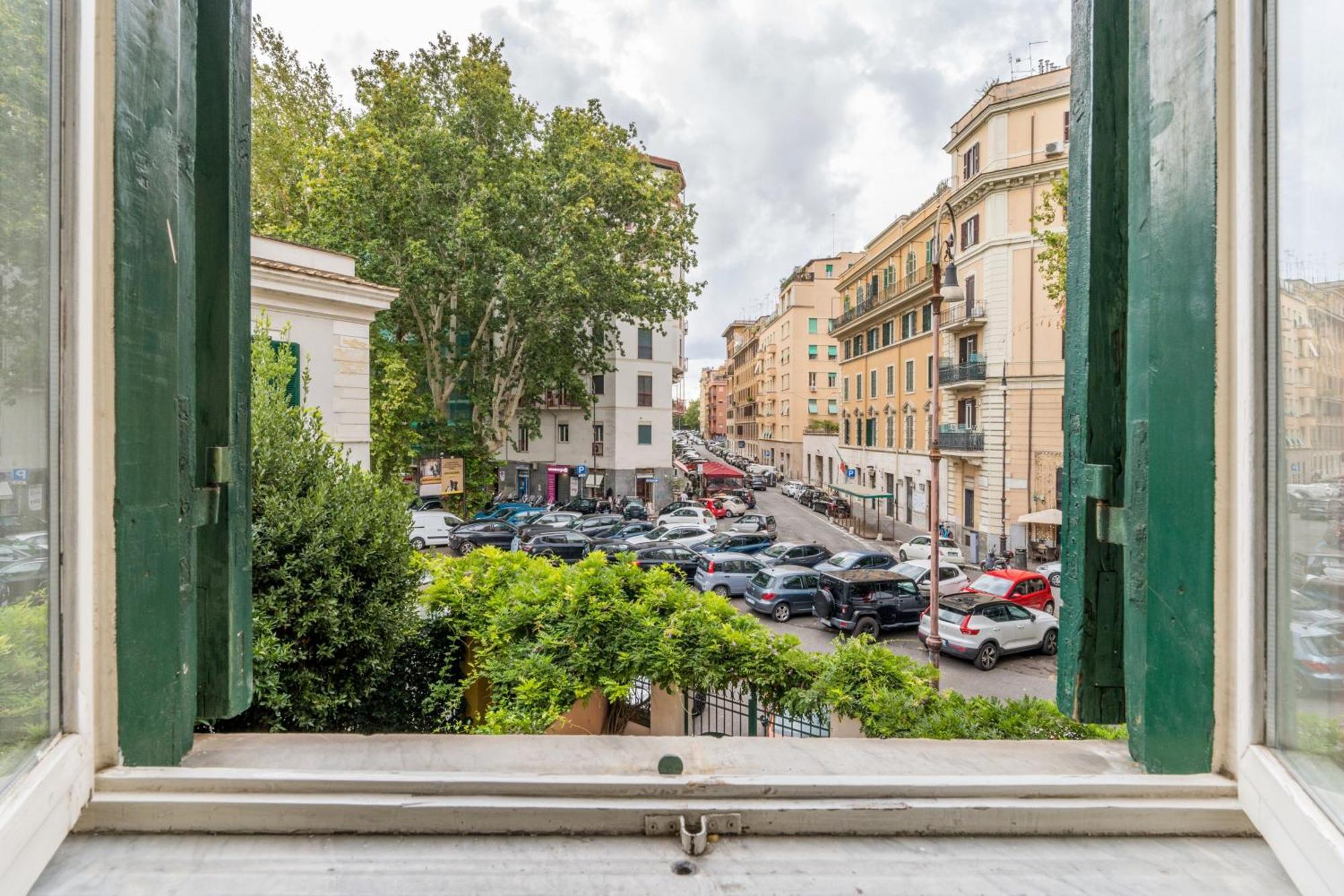 Apartment Casa Tudor, Charmy Eccentric Flat In Piccola Londra 10 Min From Center