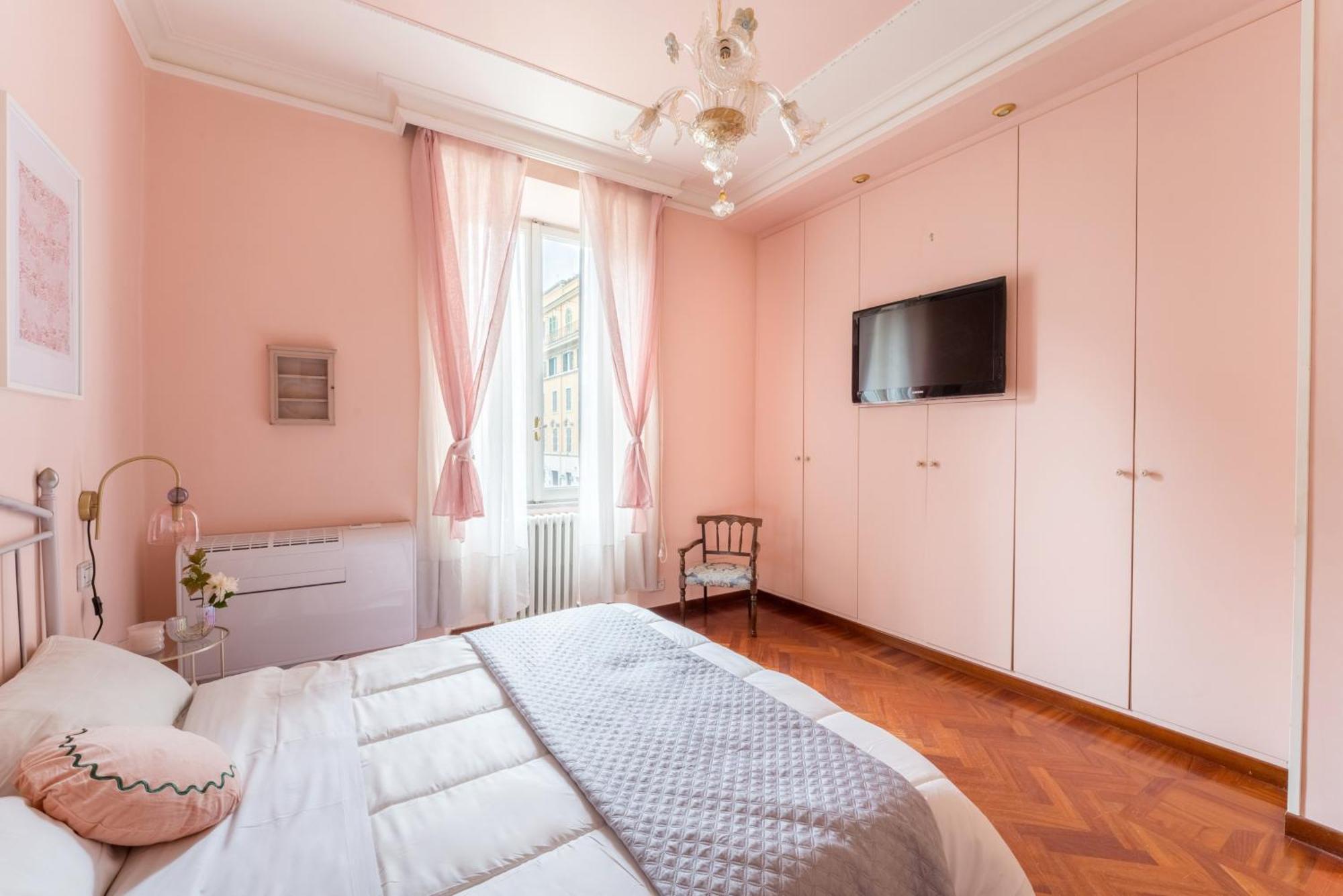 Apartment Casa Tudor, Charmy Eccentric Flat In Piccola Londra 10 Min From Center