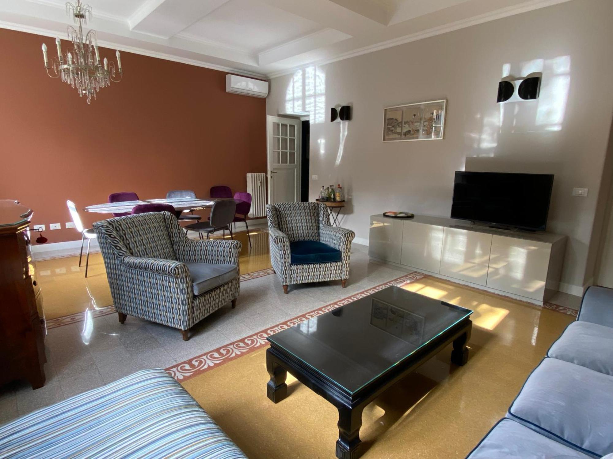 Apartment Timeless Elegance Near Vatican Rome