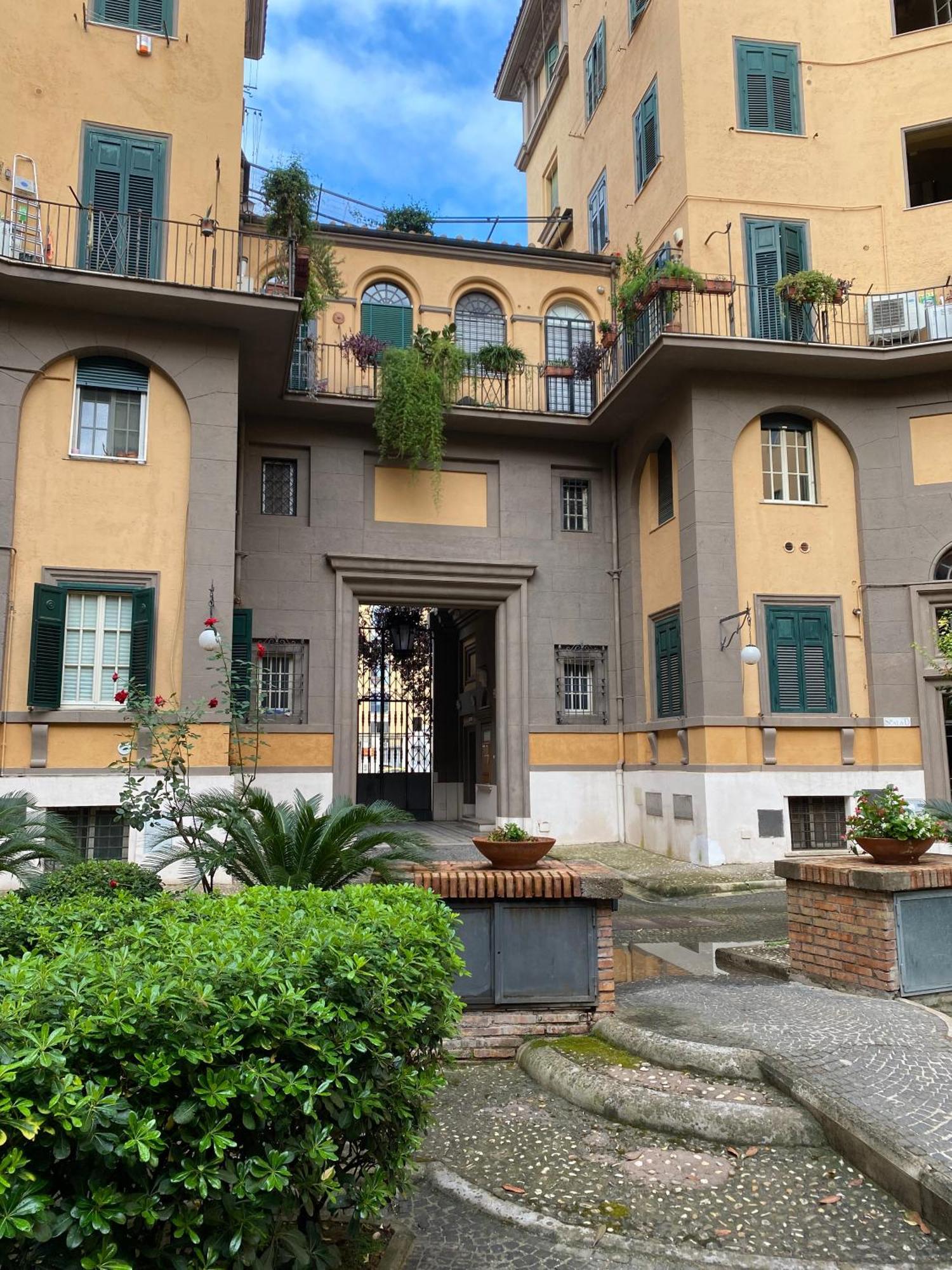 Timeless Elegance Near Vatican Apartment Rome