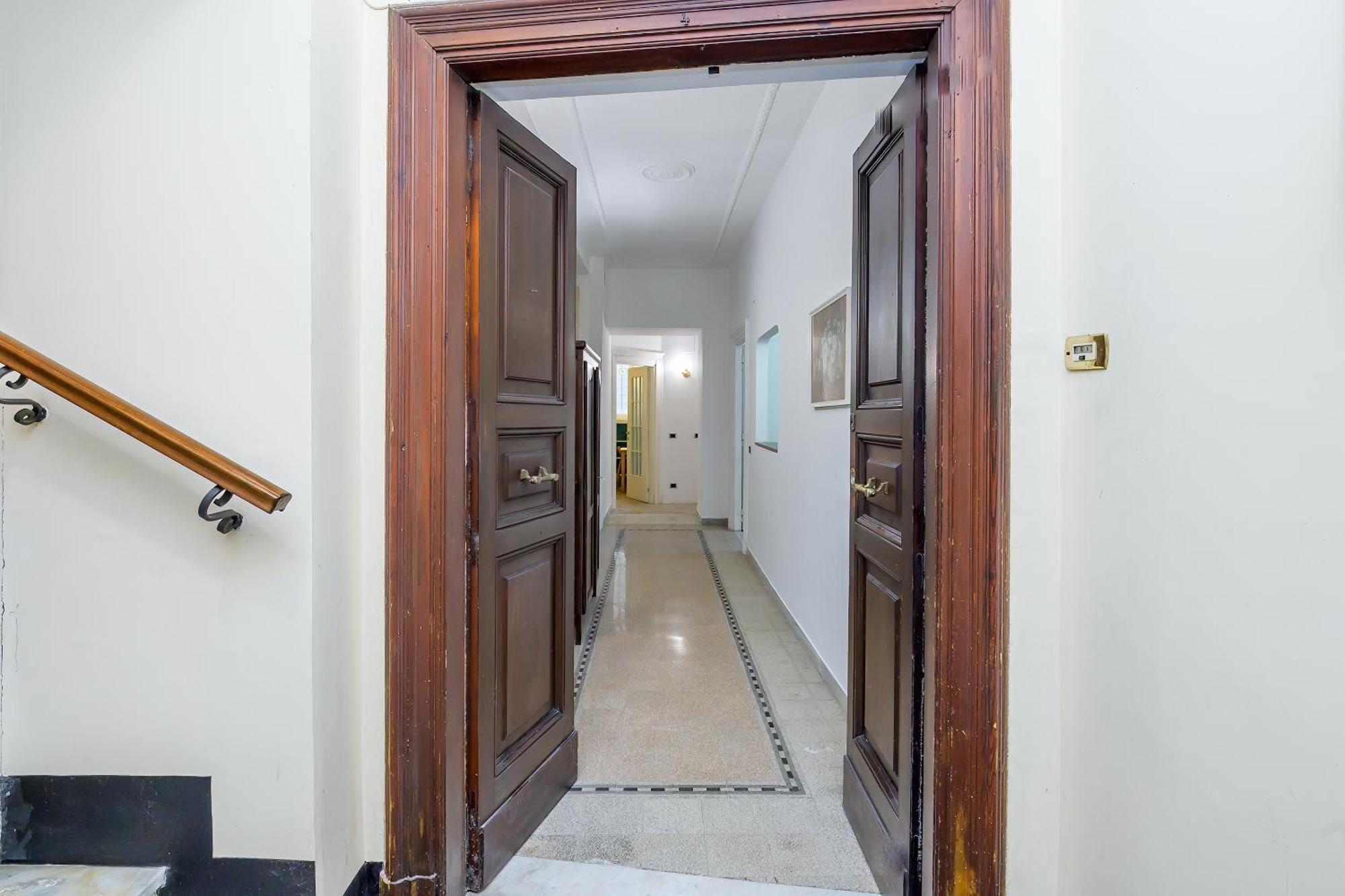 Salotto19 - Borghese Centro *