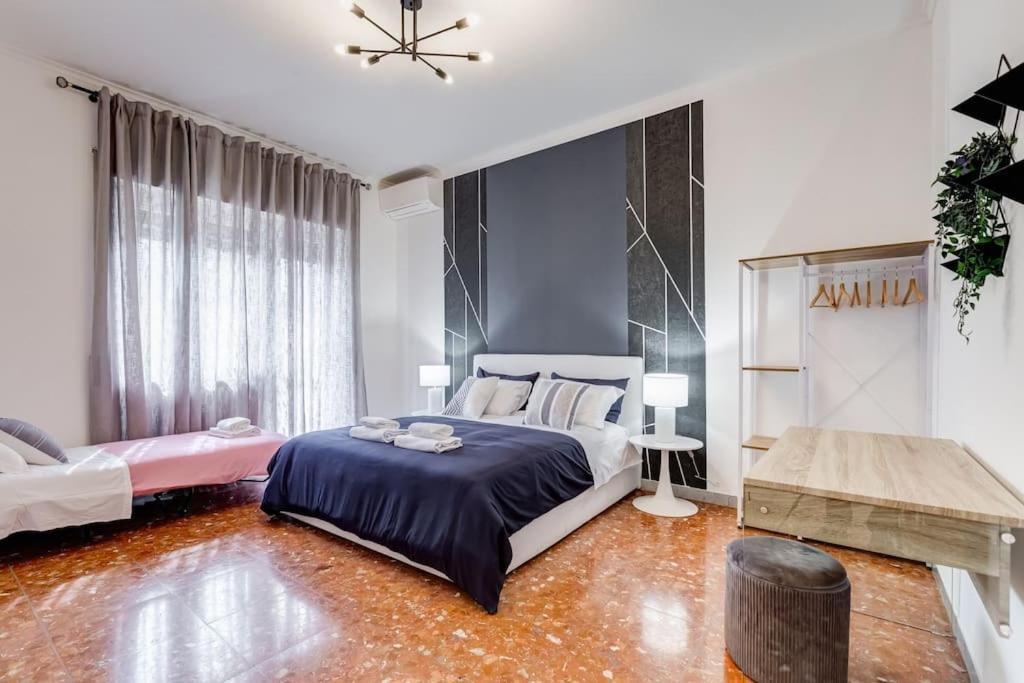Apartment Bdc - Rome, Open City! 3-bdr!