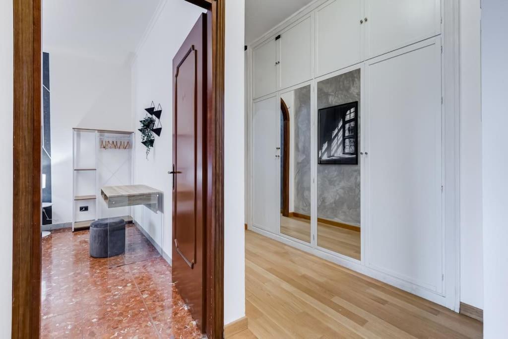 Apartment Bdc - Rome, Open City! 3-bdr!