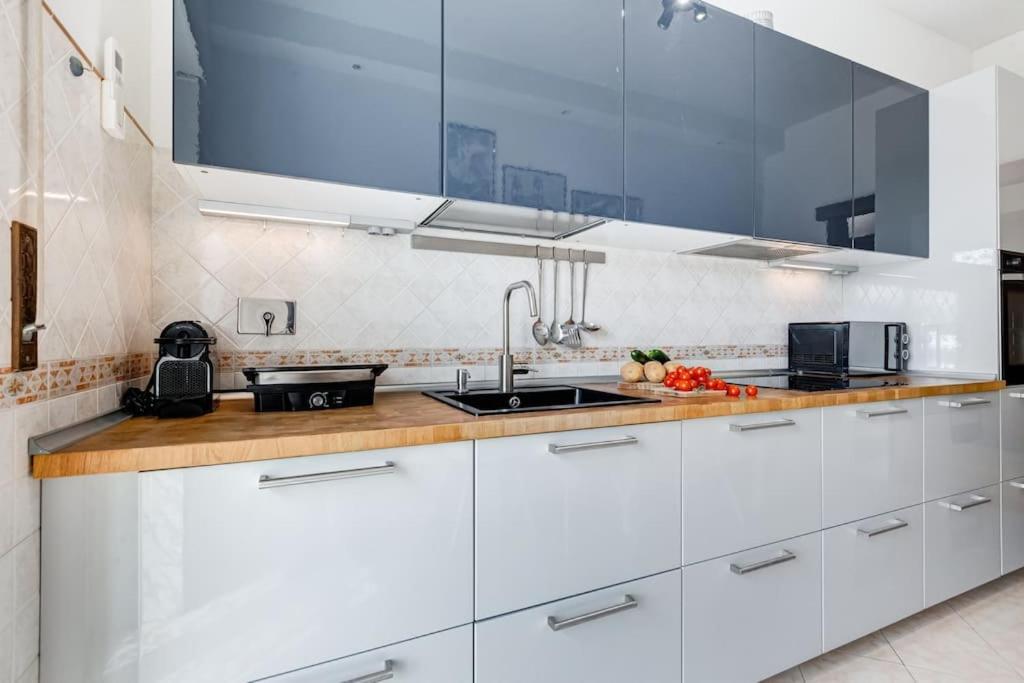 Apartment Bdc - Rome, Open City! 3-bdr!