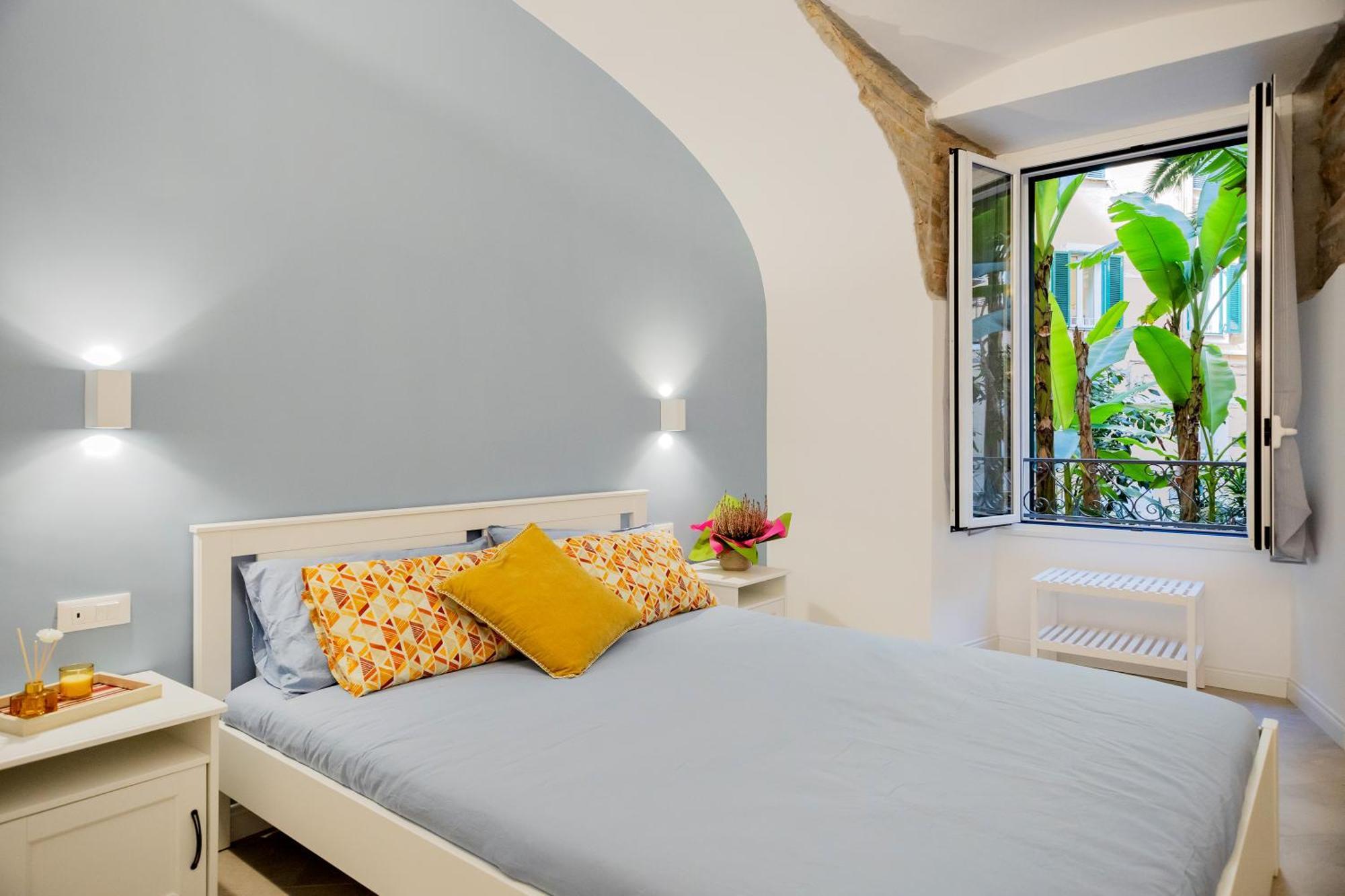 Live - Chez Le Roi Luxury * Rome