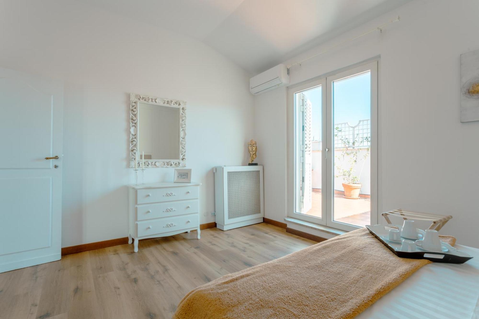 Apartment Saint Peter's Luxury Terrace Rome