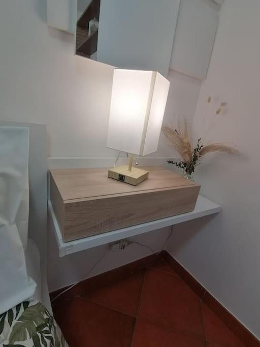Apartment Grazioso Posizione Ideale Metro C Rome