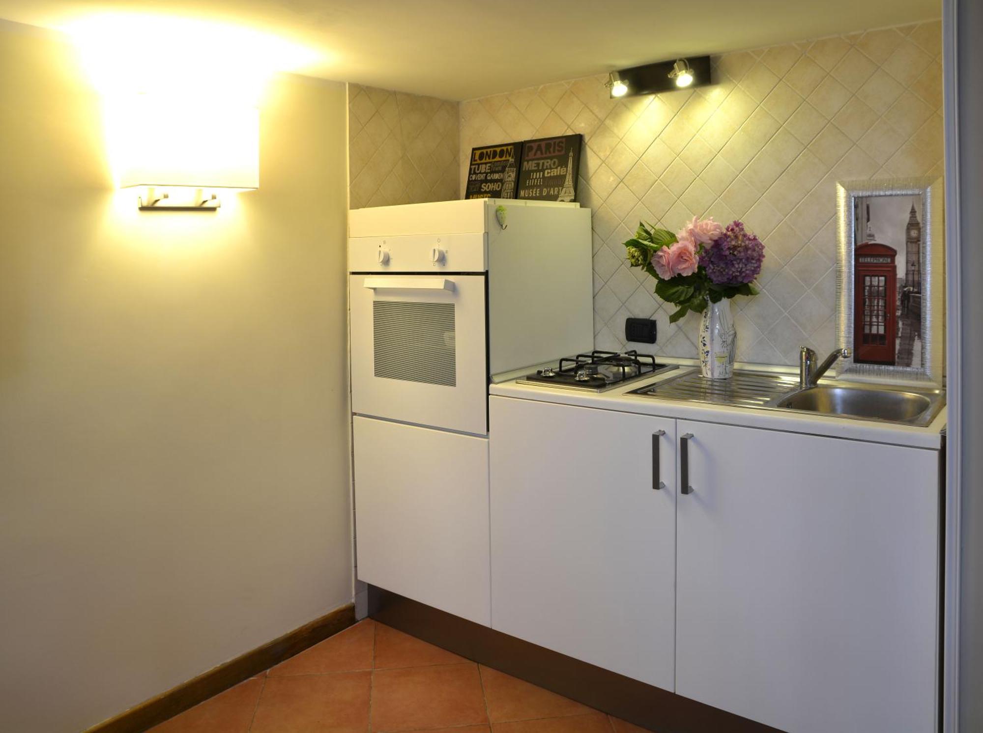 Gemelli Holidays 2: Dual Loft With Private Courtyard *
