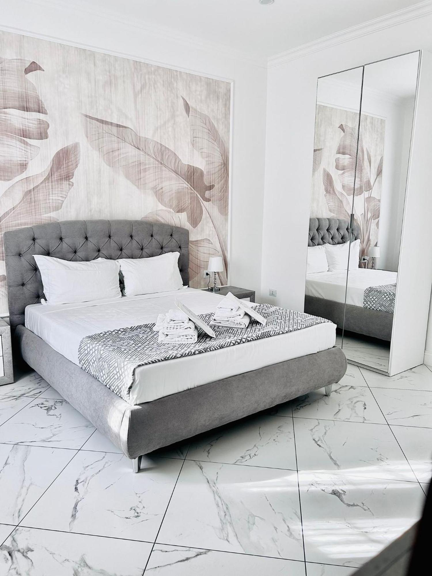 New Comfortable * Rome