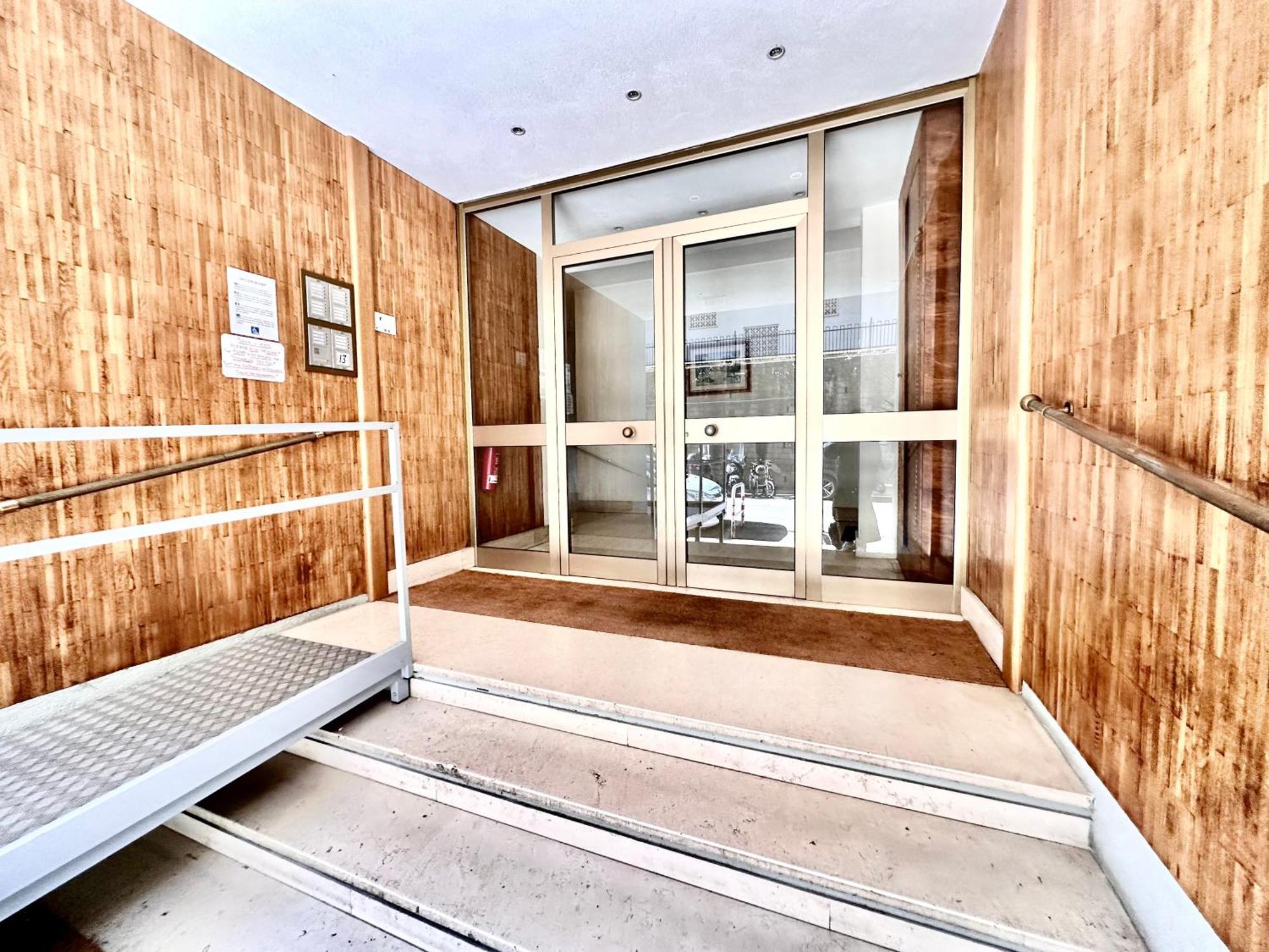 Vatican Glamorous At Passeggiata Del Gelsomino - Free Parking, 4 Guests, - Jubilee Ideal Rome