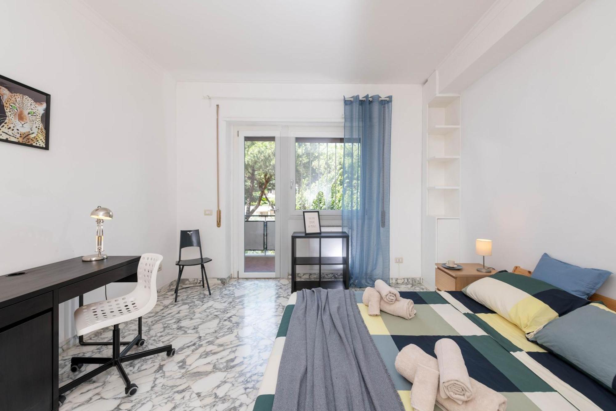 Spazioso Vicino Eur Appartamento
