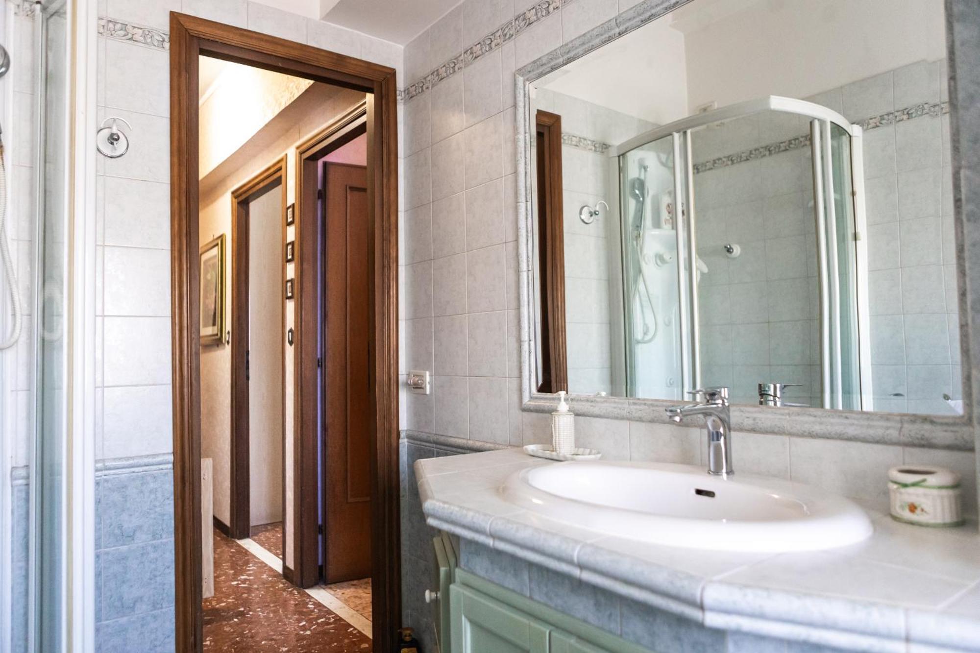 Casa Maresa Family House Metro A Appartement