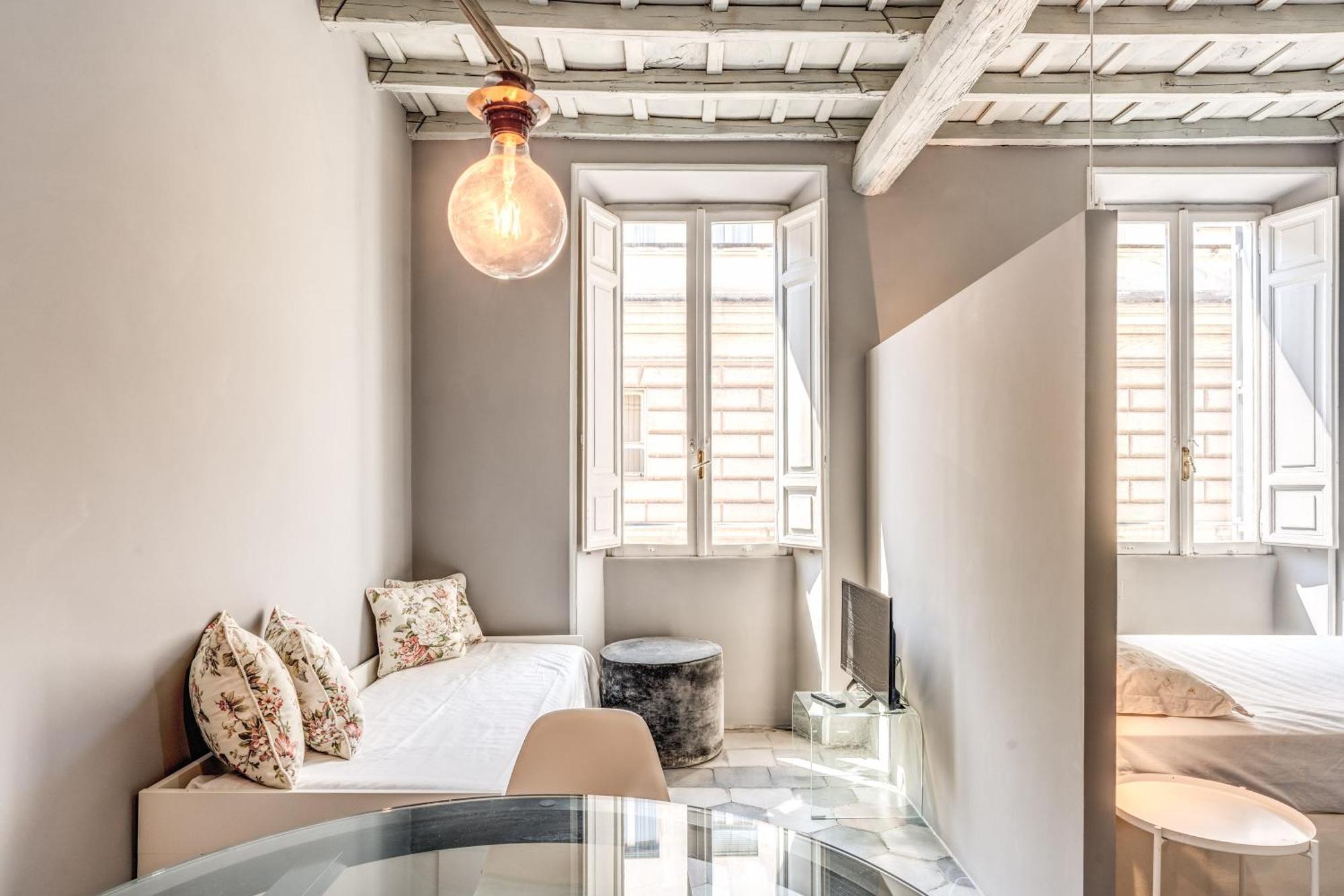 Stylish Flat Near Colosseum Apartment