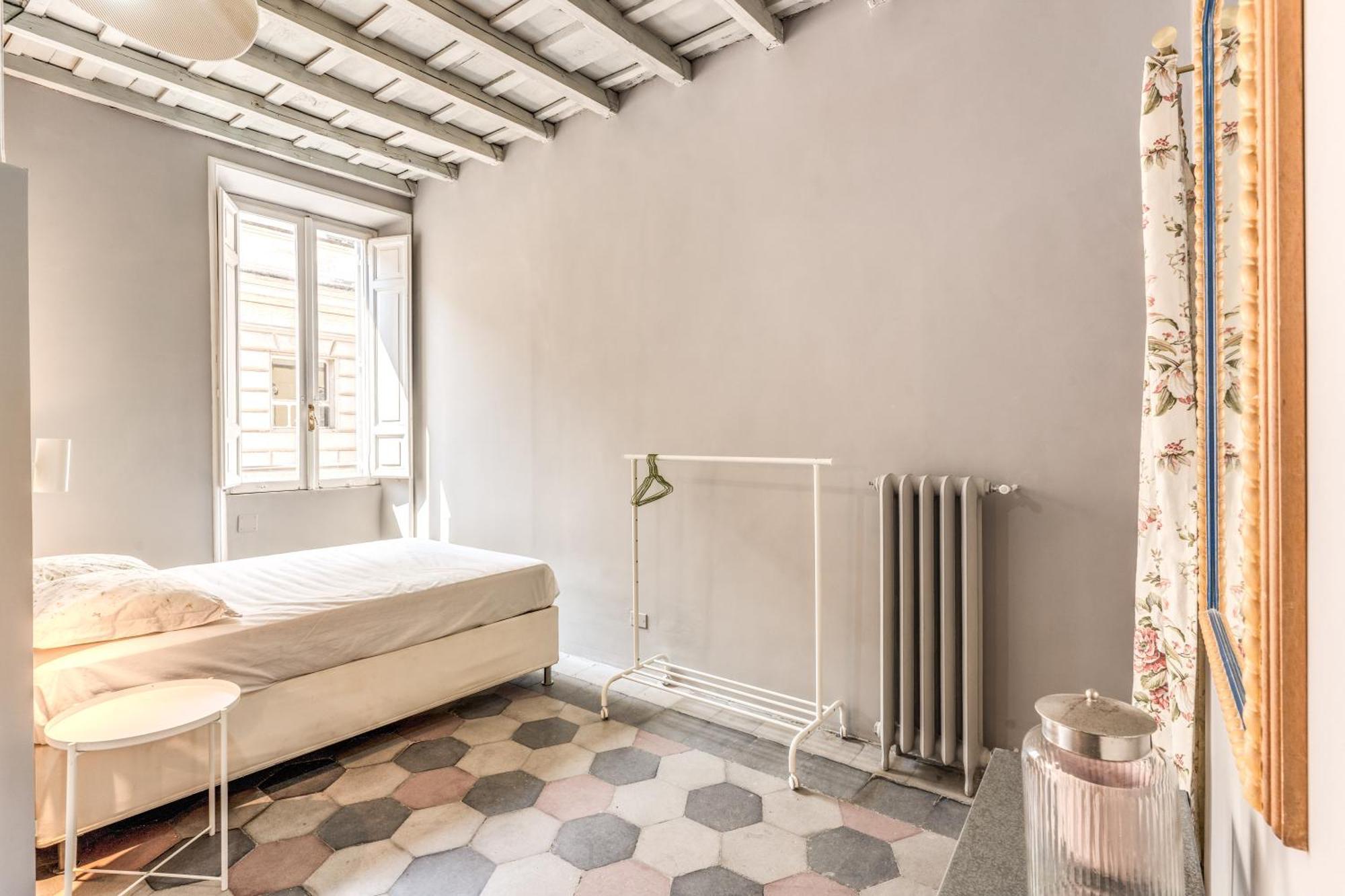 Stylish Flat Near Colosseum Apartment