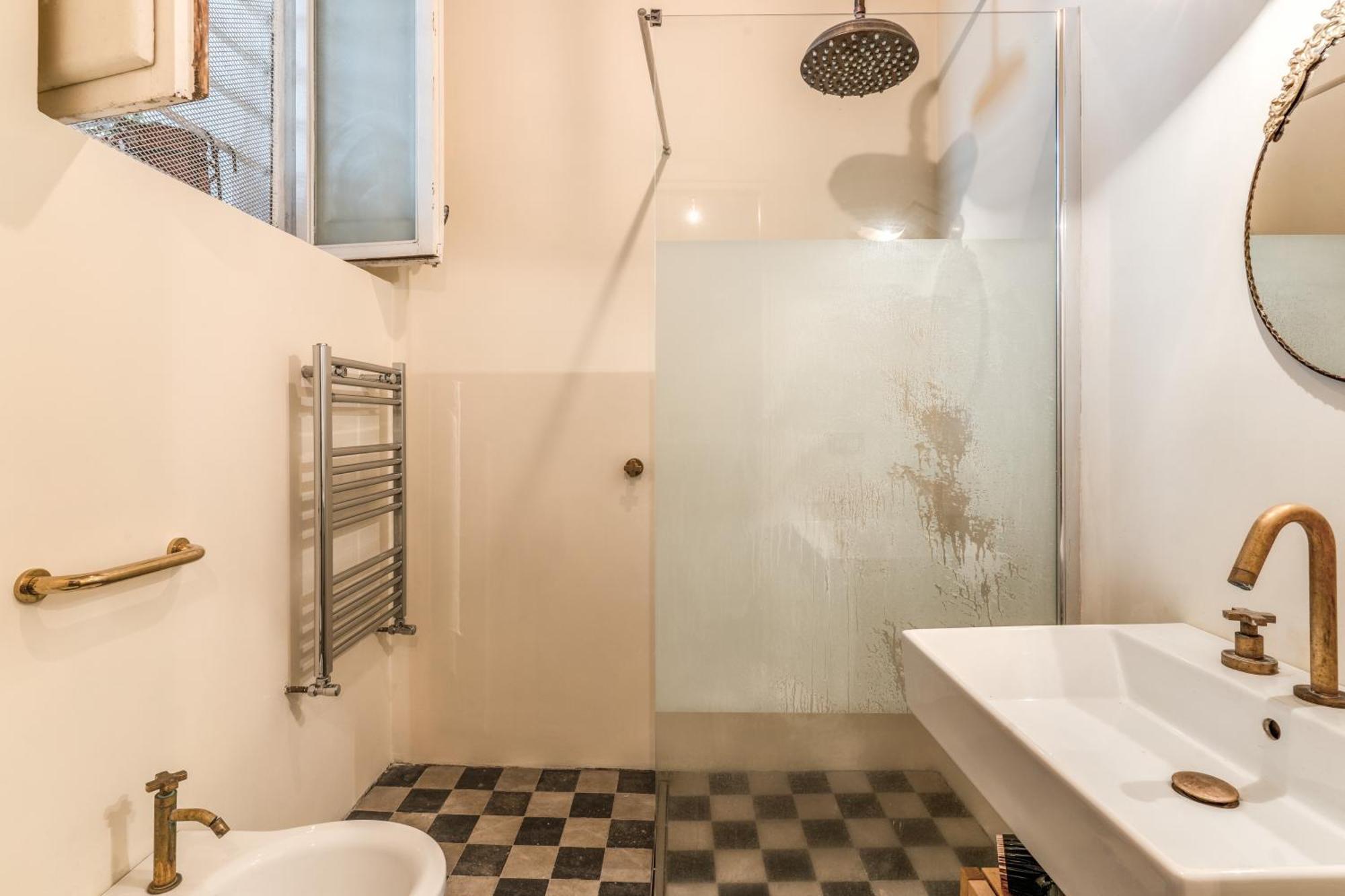 Stylish Flat Near Colosseum