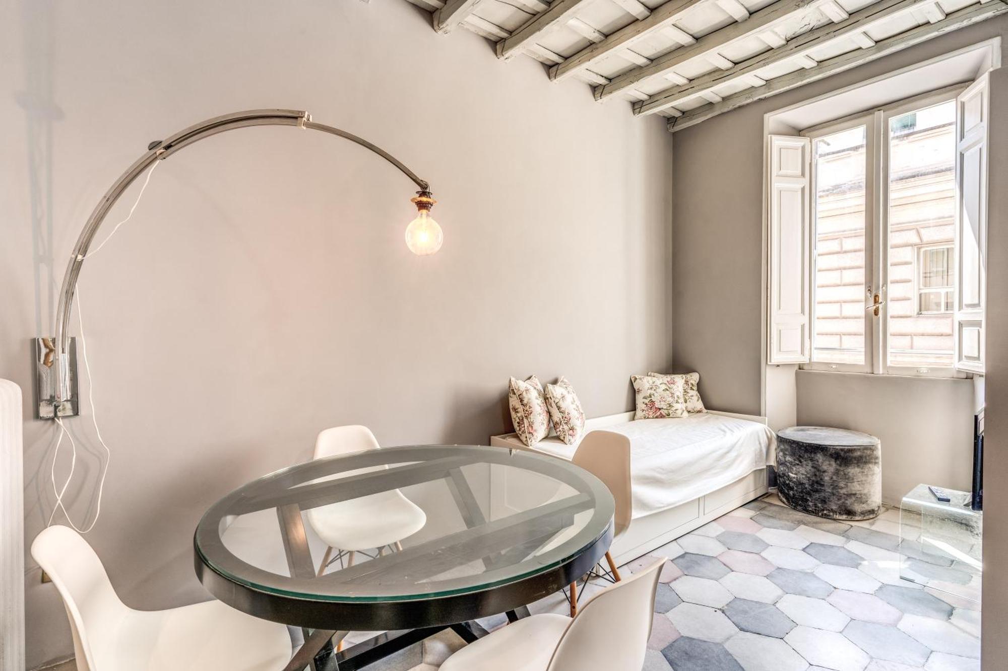 Stylish Flat Near Colosseum * Rome