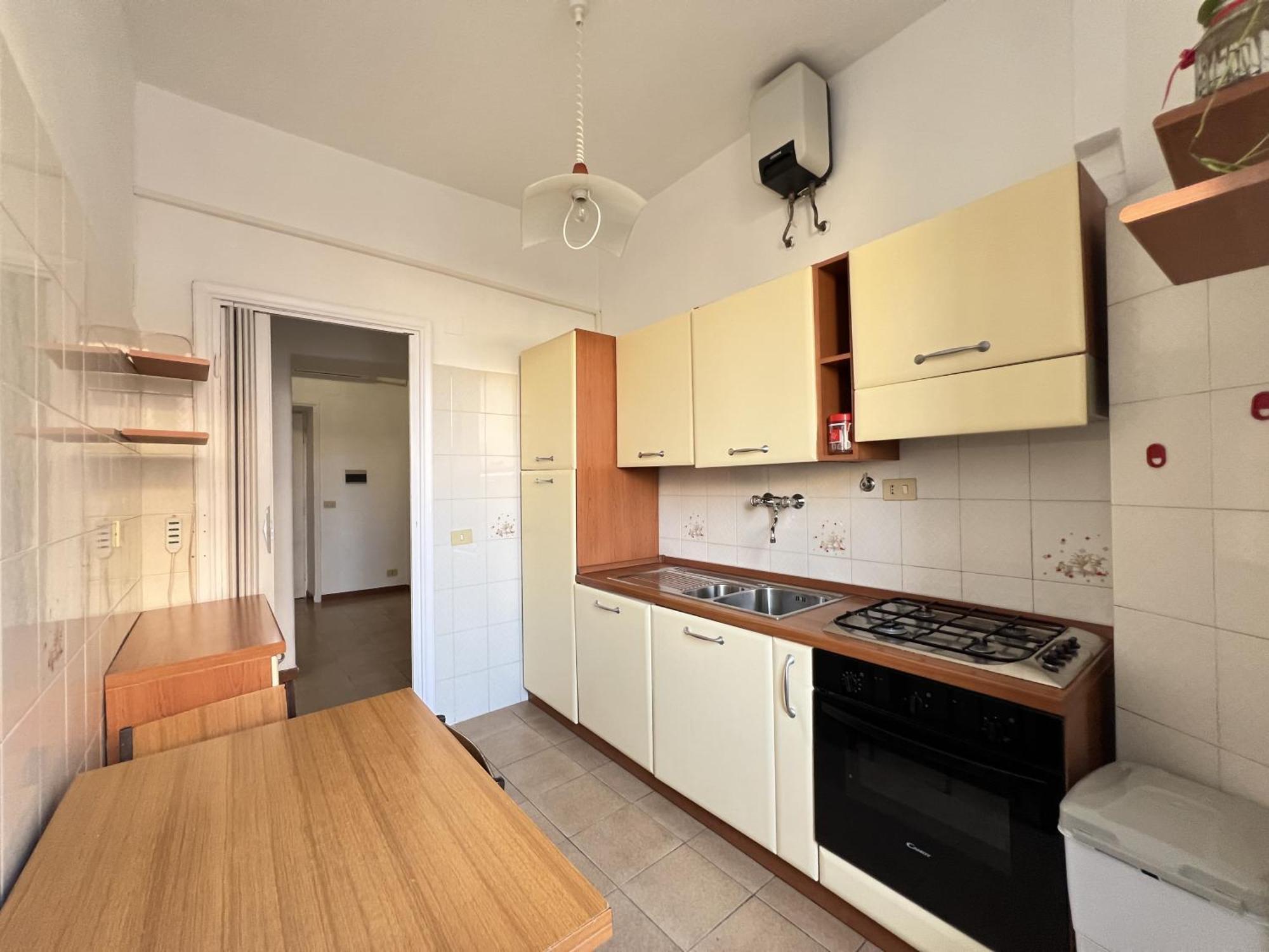 Apartment Marisol Monolocale Metro A Ponte Lungo Rome