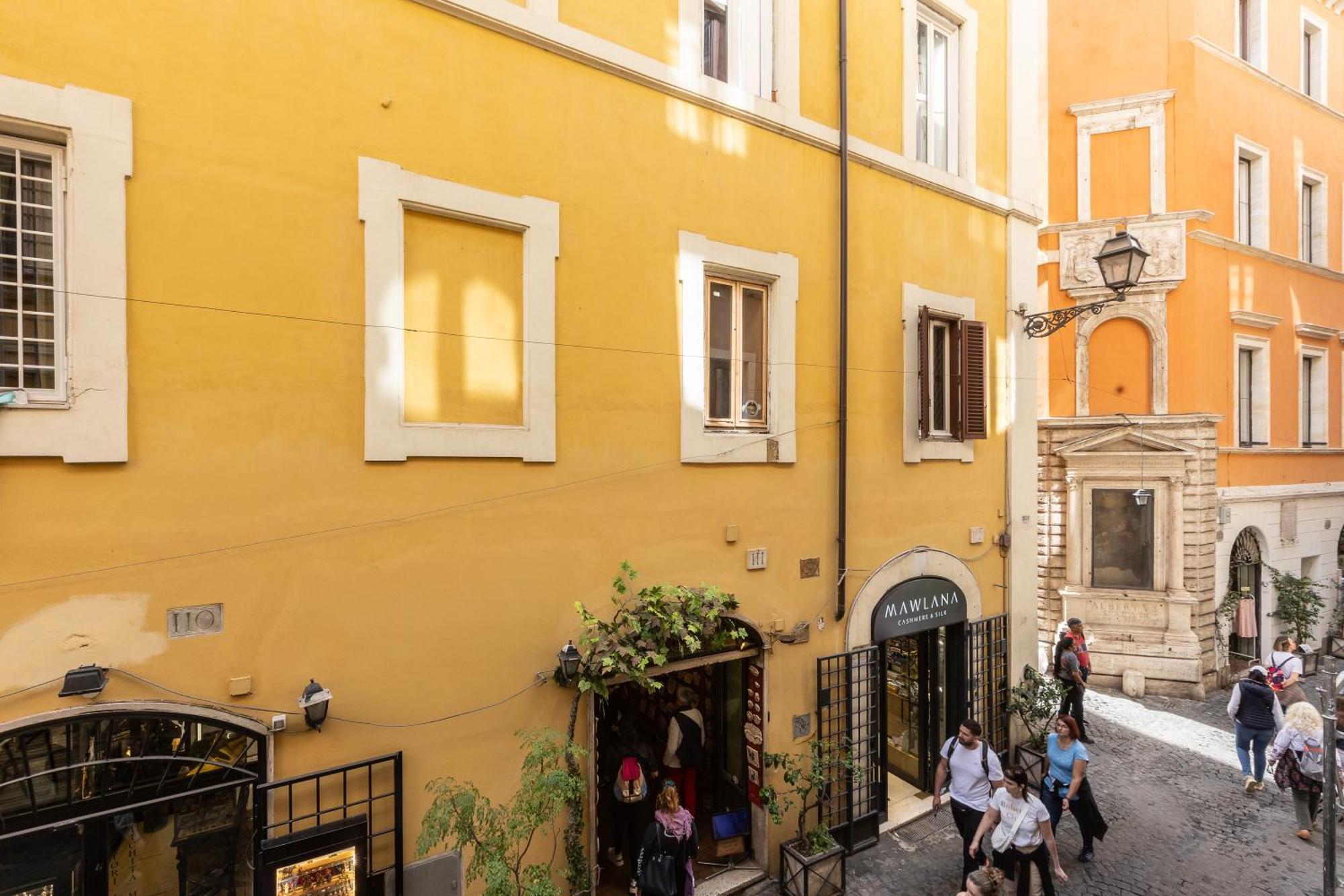 Palazzo De Mochis By In Apartment
