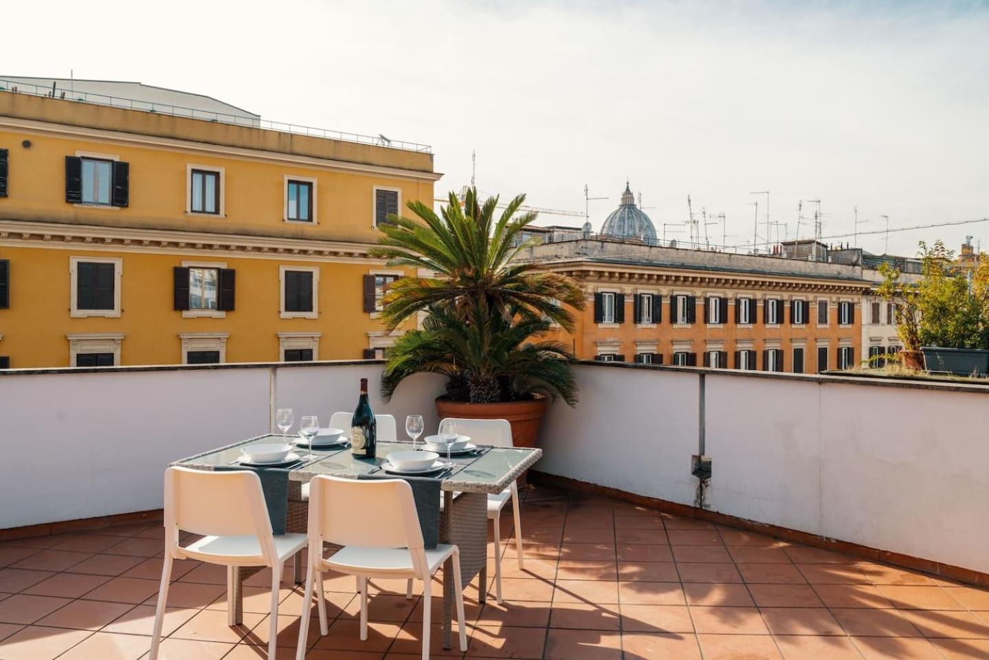 Apartment The Terrace With St Peter View Rome