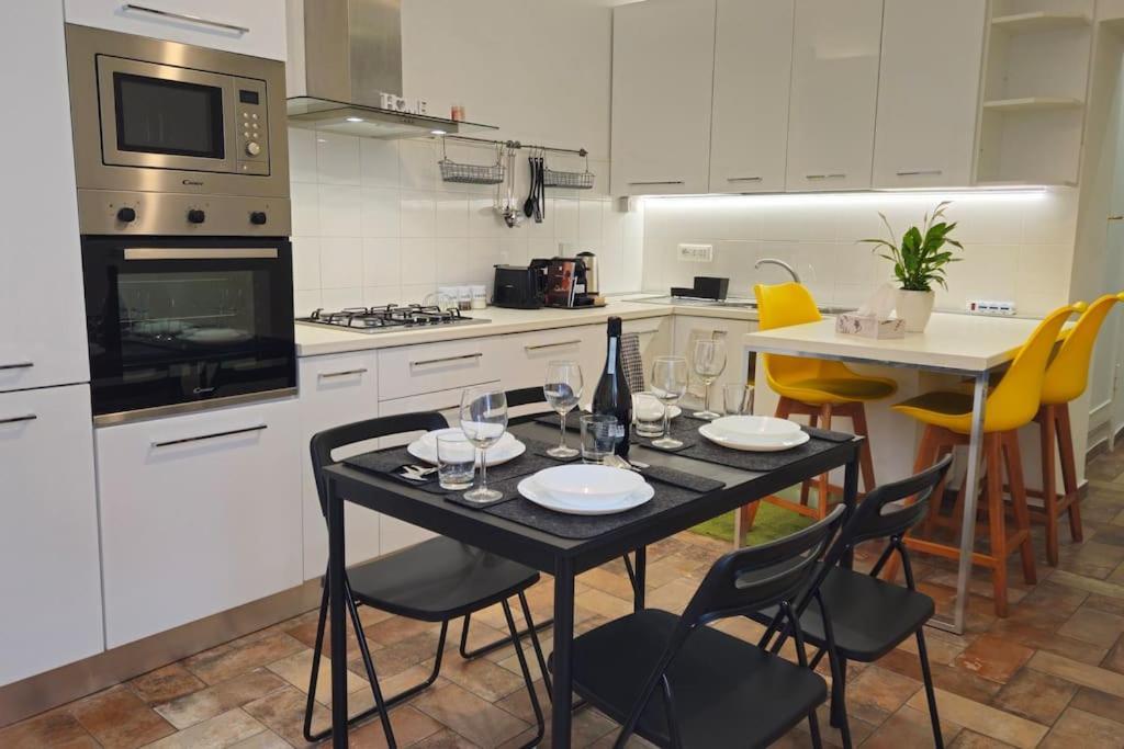 Apartment Cozy Modern With Terrace - Pantheon