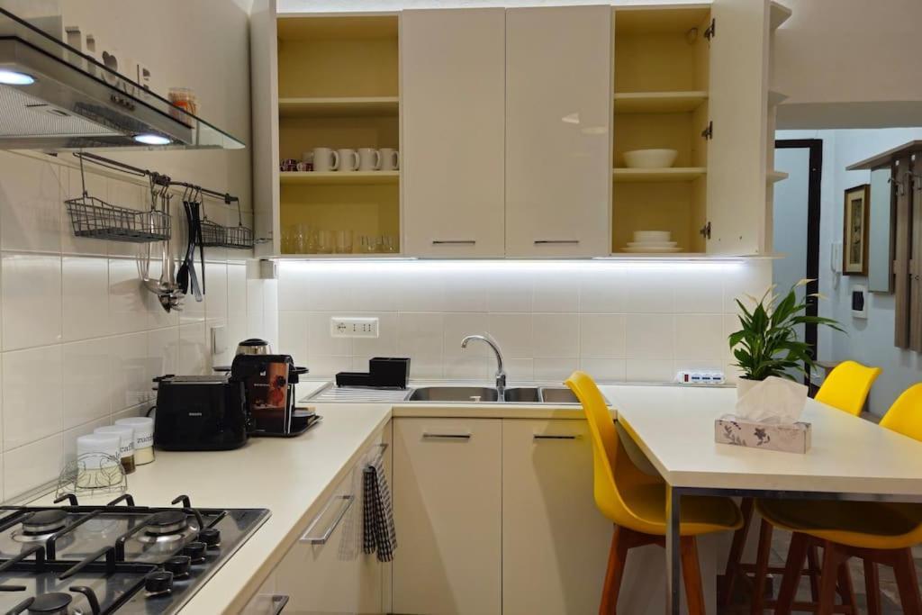 Apartment Cozy Modern With Terrace - Pantheon