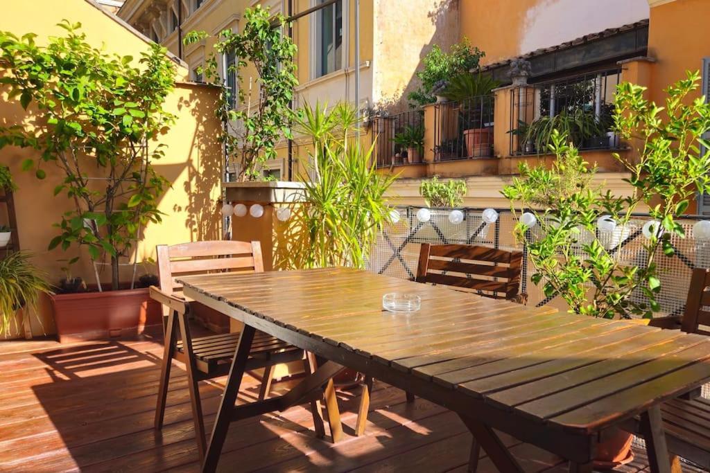 Cozy Modern With Terrace - Pantheon Apartment Rome