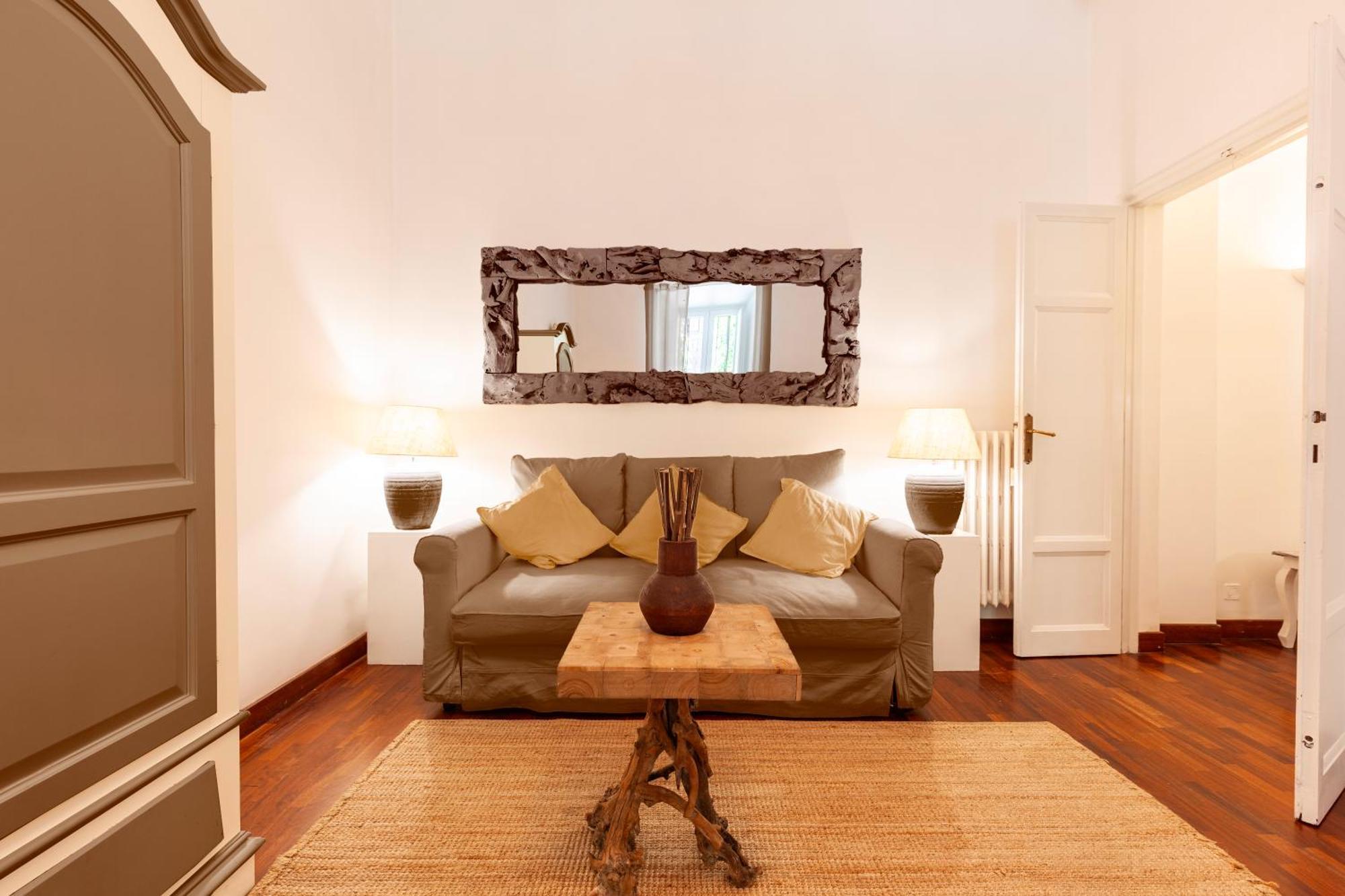 Luxury Historic Campo Dei Fiori Appartement *